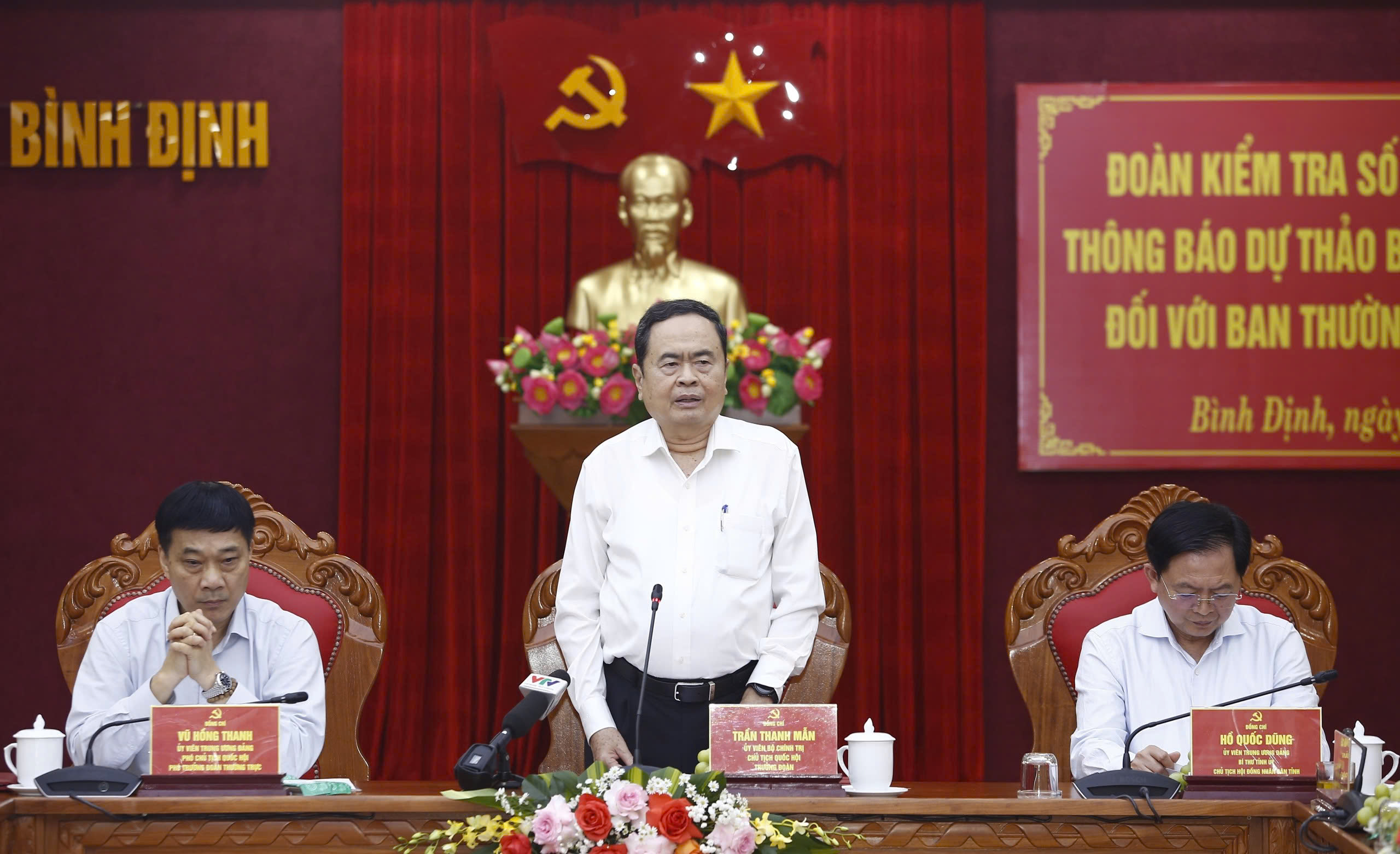 Chủ tịch Quốc hội: Sắp xếp bộ m&aacute;y cần c&ocirc;ng t&acirc;m, kh&aacute;ch quan- Ảnh 2.