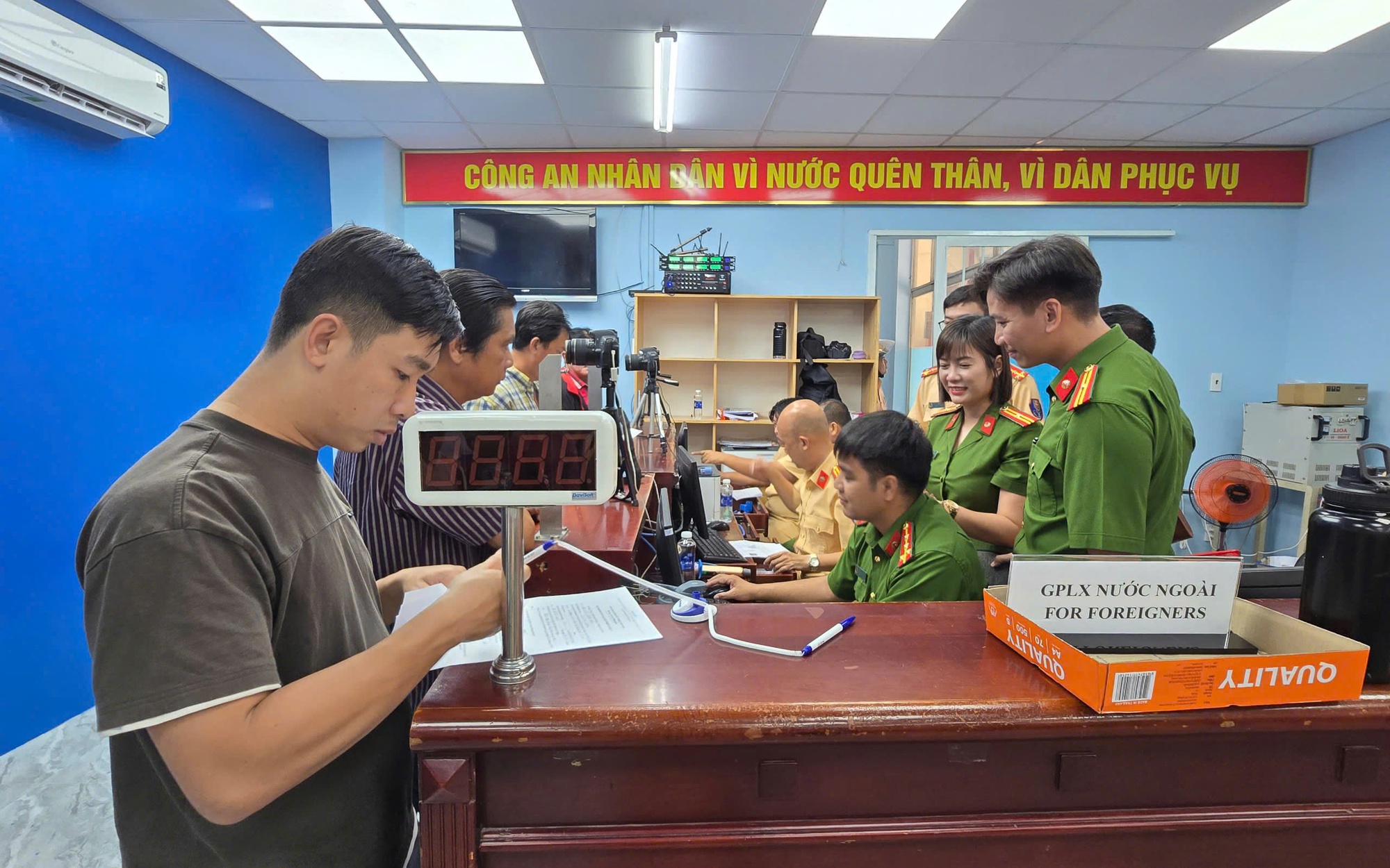 Những phường, x&atilde; n&agrave;o l&agrave; điểm cấp, đổi GPLX tại TP.HCM từ ng&agrave;y 17/3?