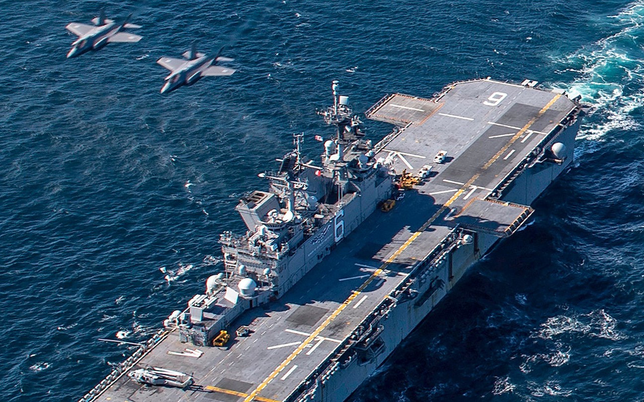 Triều Ti&ecirc;n cảnh b&aacute;o đanh th&eacute;p khi Mỹ đưa ti&ecirc;m k&iacute;ch, t&agrave;u s&acirc;n bay hiện đại đến Nhật, H&agrave;n