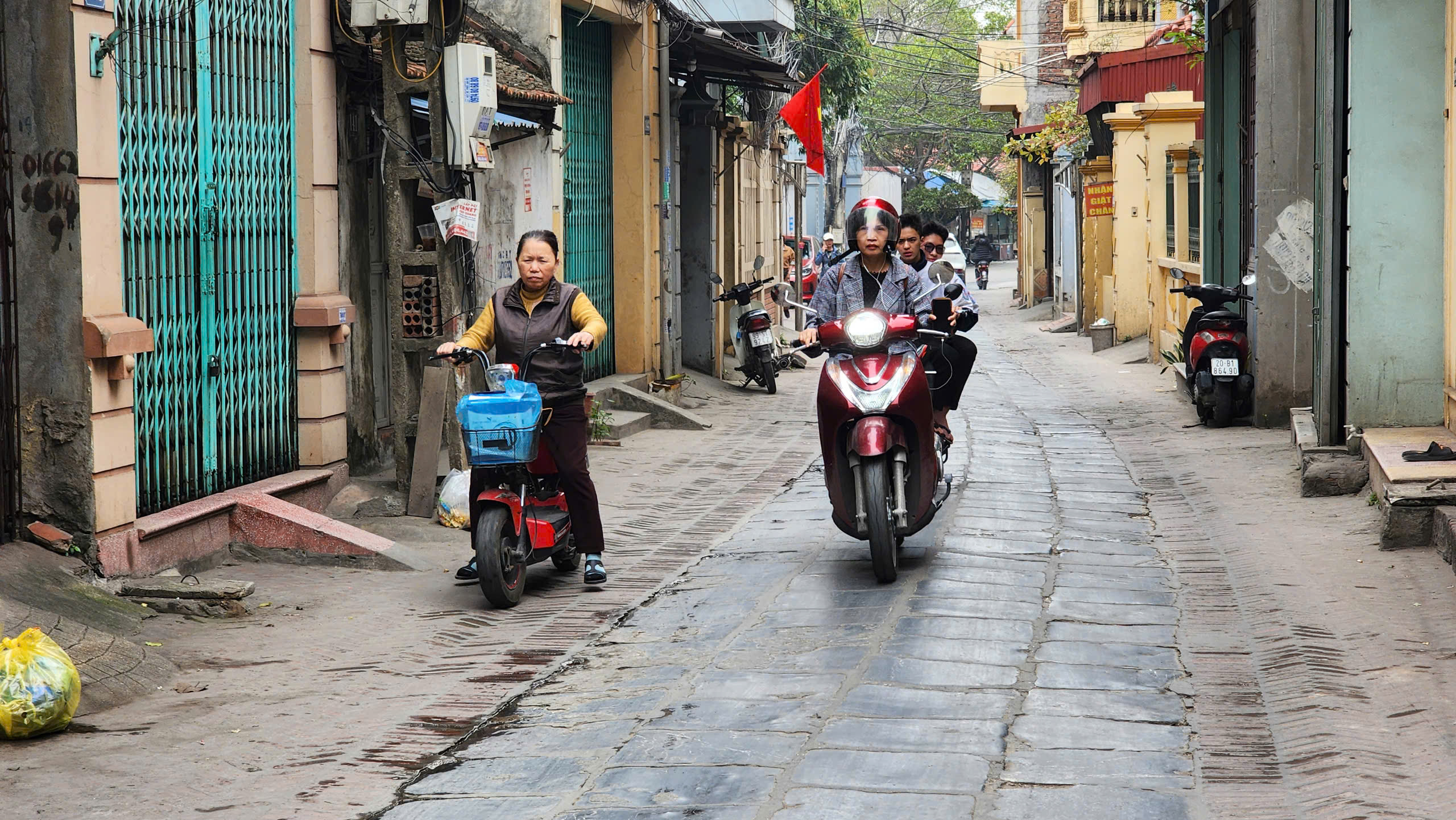 Con đường l&aacute;t đ&aacute; xanh gần 100 tuổi trong l&agrave;ng cổ ở Bắc Ninh hiện ra sao?- Ảnh 18.