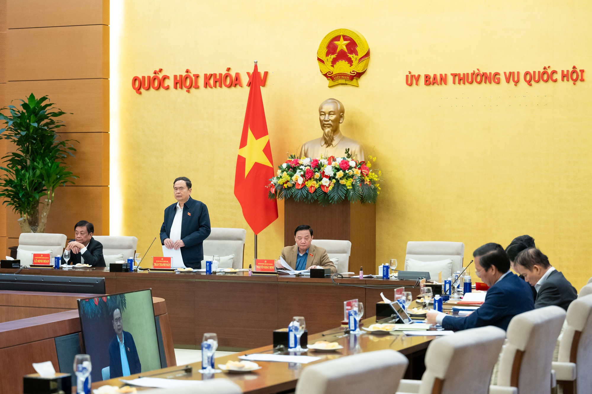 Chủ tịch Quốc hội: Sau khi sửa Hiến ph&aacute;p mới xem x&eacute;t bỏ cấp huyện, s&aacute;p nhập tỉnh- Ảnh 1.