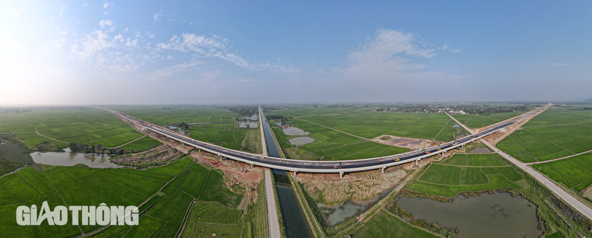 Ngắm cao tốc qua H&agrave; Tĩnh sắp th&ocirc;ng tuyến ch&iacute;nh- Ảnh 9.