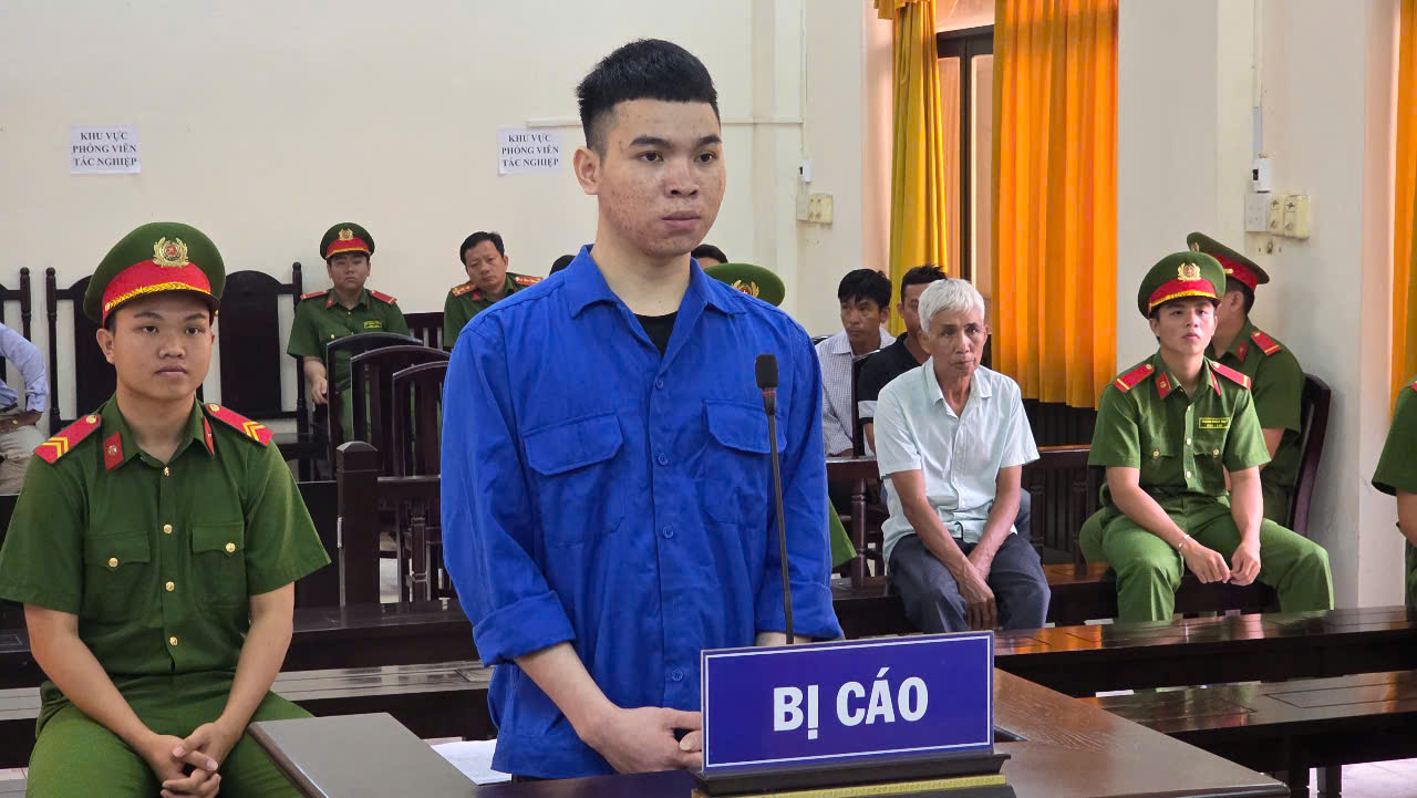 Ki&ecirc;n Giang: Thanh ni&ecirc;n lĩnh 14 năm t&ugrave; v&igrave; đốt nh&agrave; người y&ecirc;u- Ảnh 1.