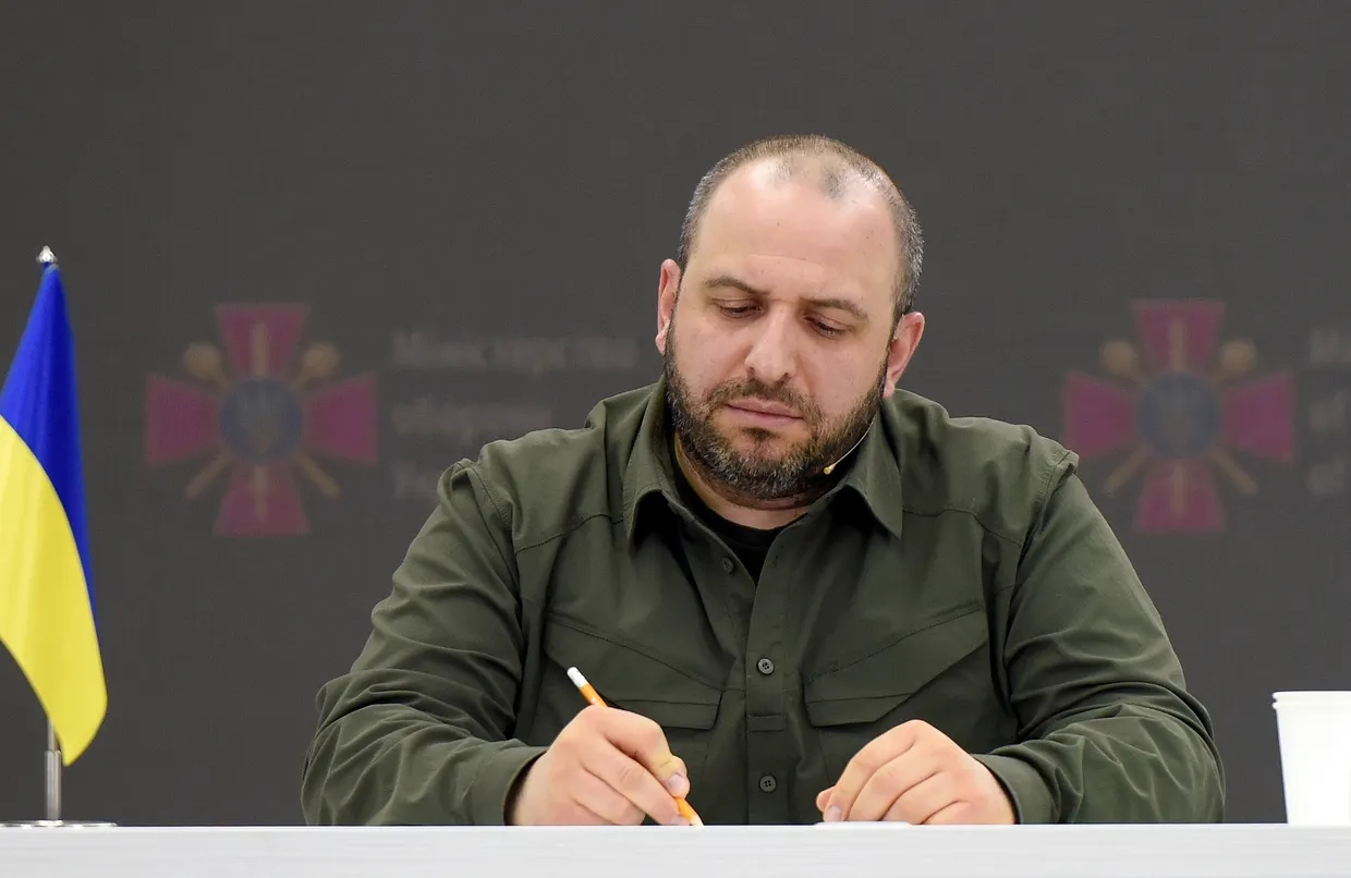 Ukraine bất ngờ thay Tổng Tham mưu trưởng qu&acirc;n đội- Ảnh 1.