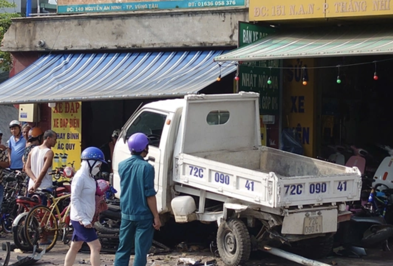 Điều tra vụ &ocirc; t&ocirc; g&acirc;y tai nạn li&ecirc;n ho&agrave;n ở Vũng T&agrave;u- Ảnh 2.