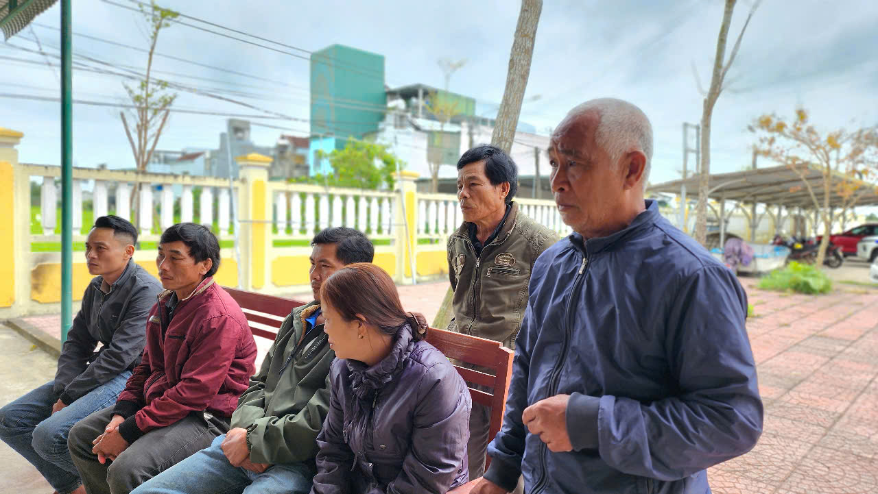 Bất ngờ lời khai của nh&oacute;m học sinh n&eacute;m đ&aacute; vỡ k&iacute;nh t&agrave;u SE1 chạy qua Quảng Ng&atilde;i- Ảnh 3.