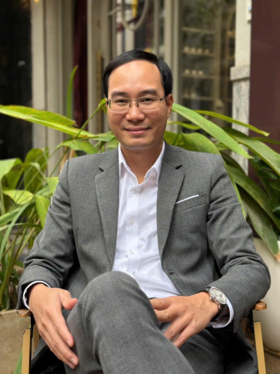 Thấy g&igrave; từ vụ MC của VTV phải kh&oacute;a trang c&aacute; nh&acirc;n sau ph&oacute;ng sự về Quang Linh Vlogs?- Ảnh 3.