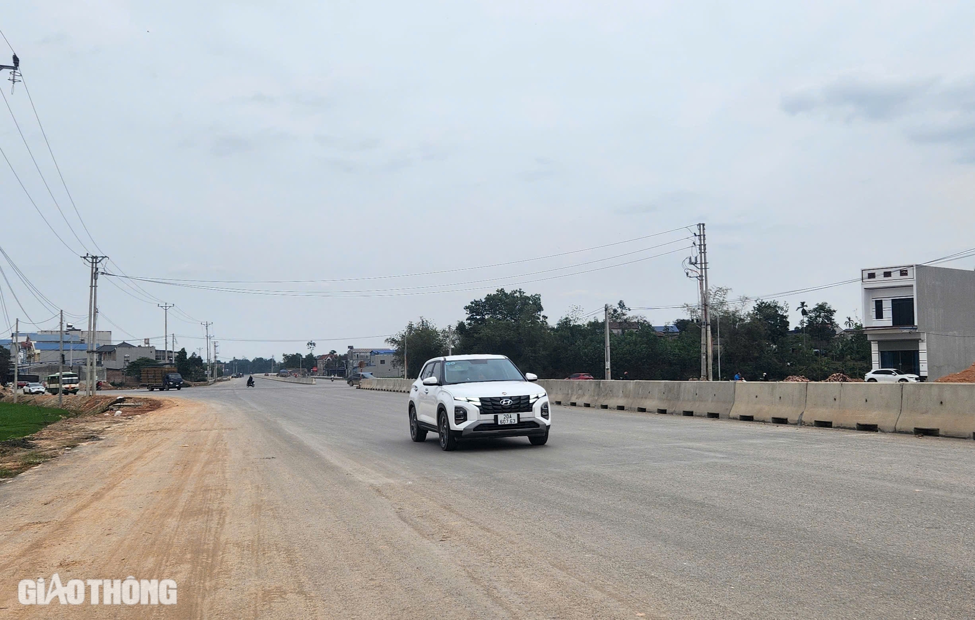 Diện mạo đường li&ecirc;n kết v&ugrave;ng hơn 4.200 tỷ ở Th&aacute;i Nguy&ecirc;n trước ng&agrave;y ho&agrave;n th&agrave;nh- Ảnh 17.