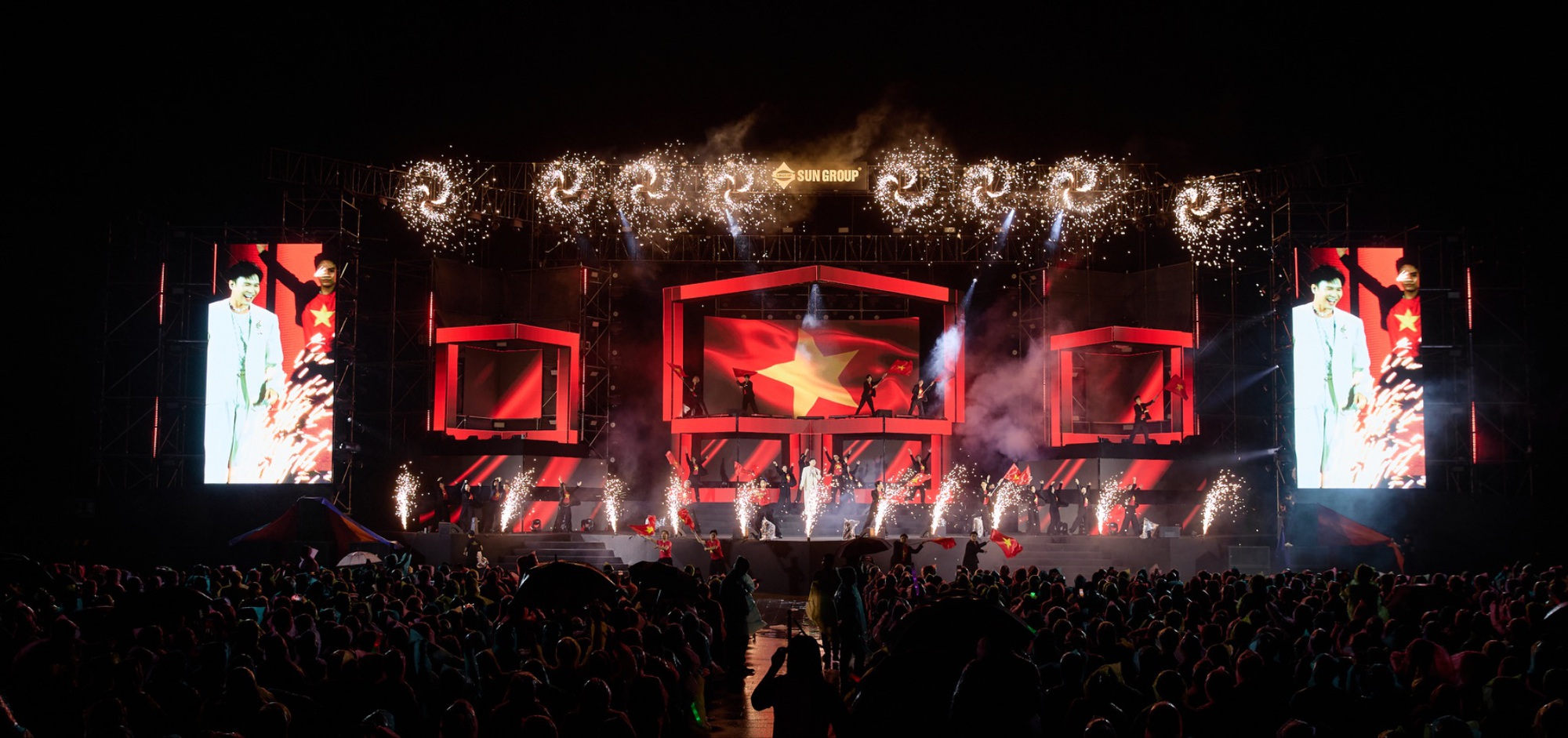 Đêm nhạc “Rising Star" - Màn chào hè chuỗi sự kiện Hà Nam Music Festival 2025- Ảnh 3. Đêm nhạc “Rising Star" - Màn chào hè chuỗi sự kiện Hà Nam Music Festival 2025- Ảnh 3.