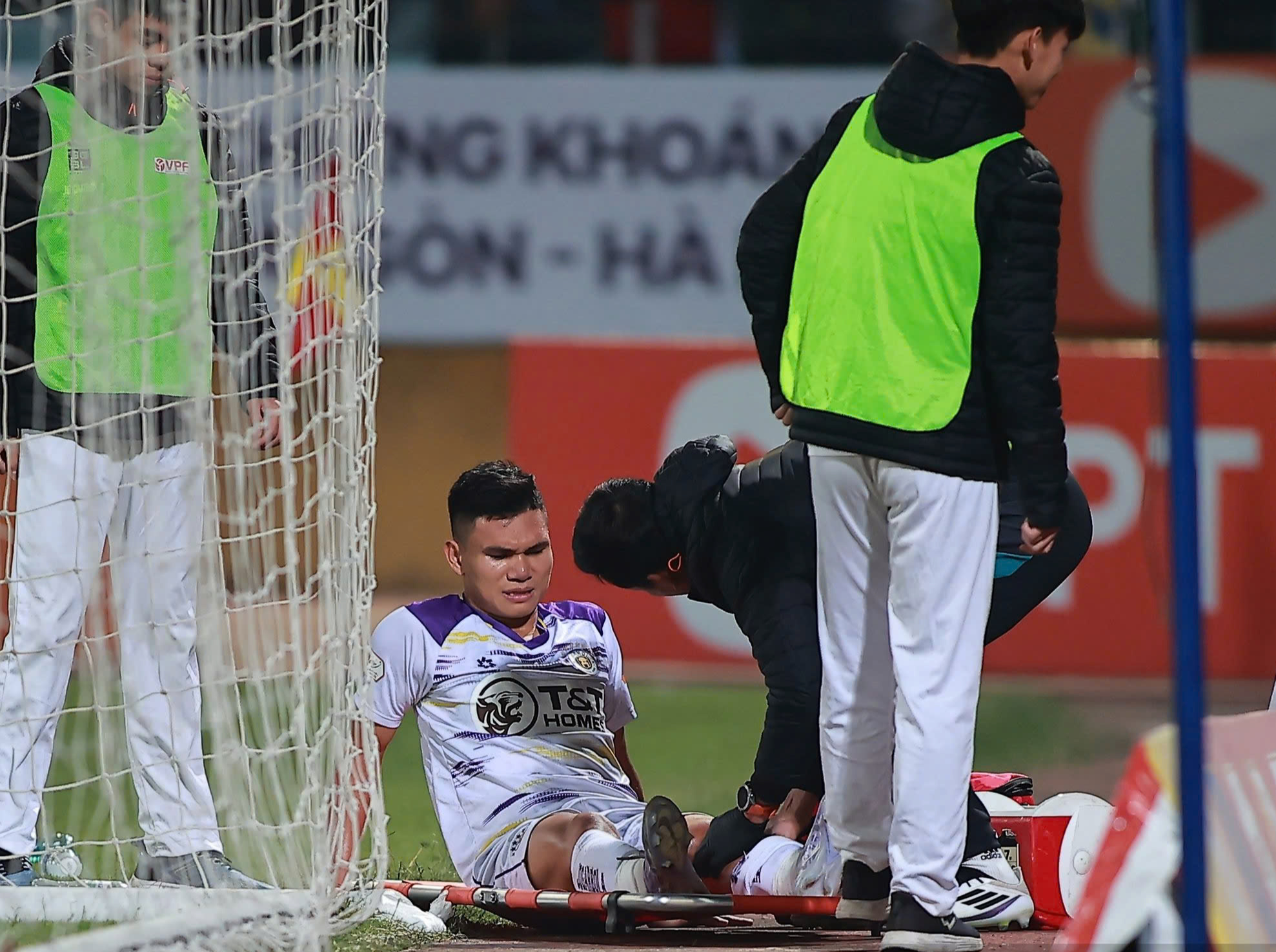 2 trụ cột tuyển Việt Nam khiến HLV Kim Sang-sik n&oacute;ng ruột trước ng&agrave;y hội qu&acirc;n- Ảnh 1.