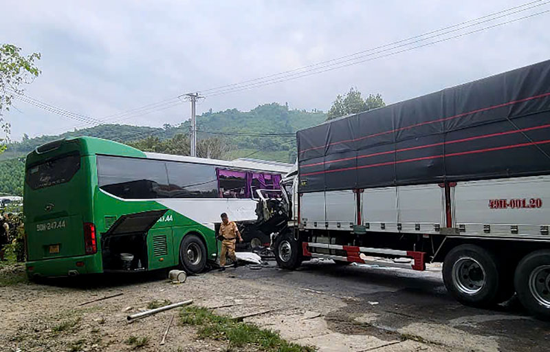 Hiện trường vụ tai nạn. Hiện trường vụ tai nạn.