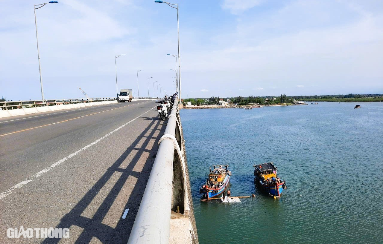 Chuyển mục đích sử dụng 9,2ha rừng để làm đường kết nối Cảng hàng không Quảng Trị với QL1- Ảnh 6. Chuyển mục đích sử dụng 9,2ha rừng để làm đường kết nối Cảng hàng không Quảng Trị với QL1- Ảnh 6.