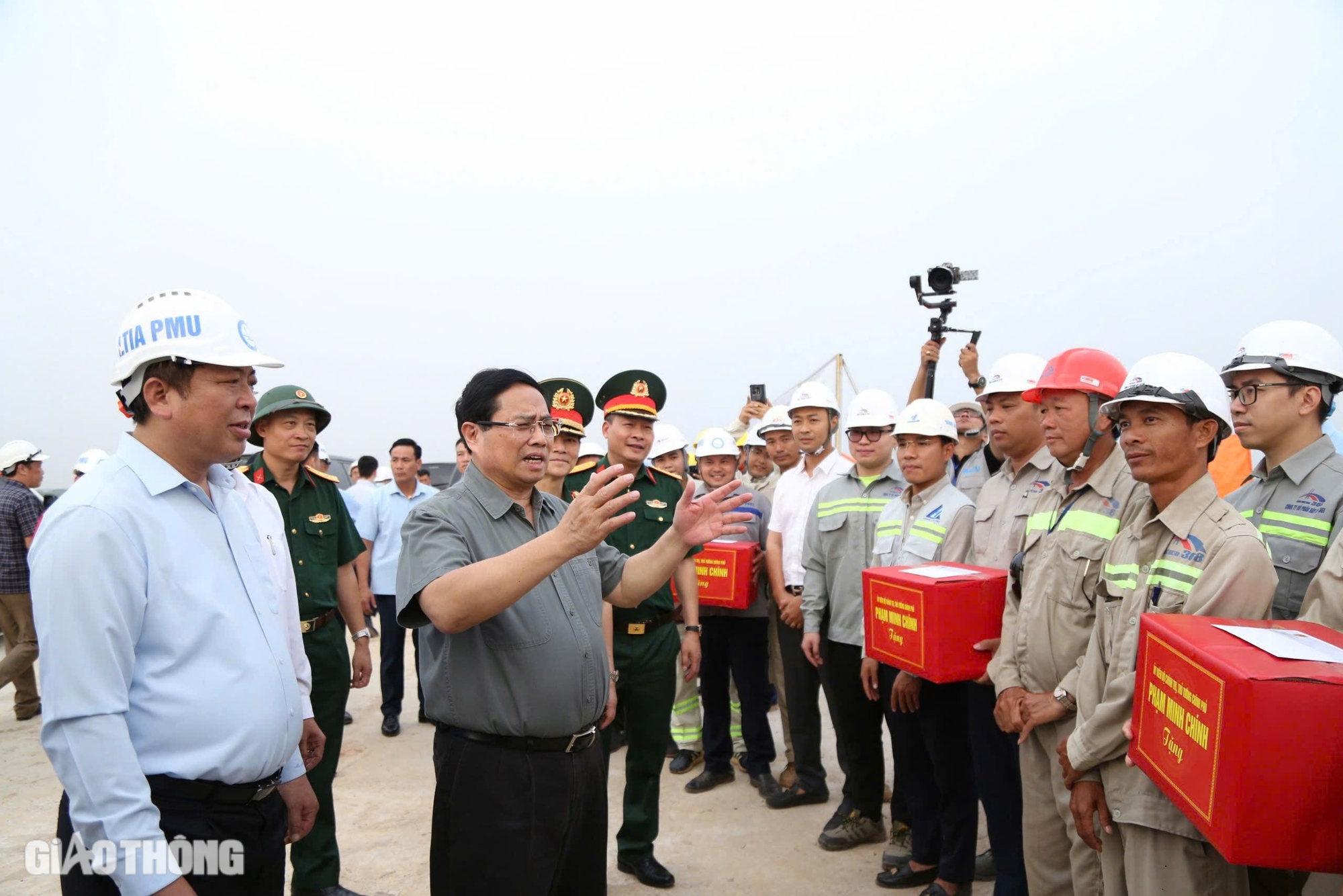 Thủ tướng: Bay thử nghiệm ở s&acirc;n bay Long Th&agrave;nh trong th&aacute;ng 12- Ảnh 1.