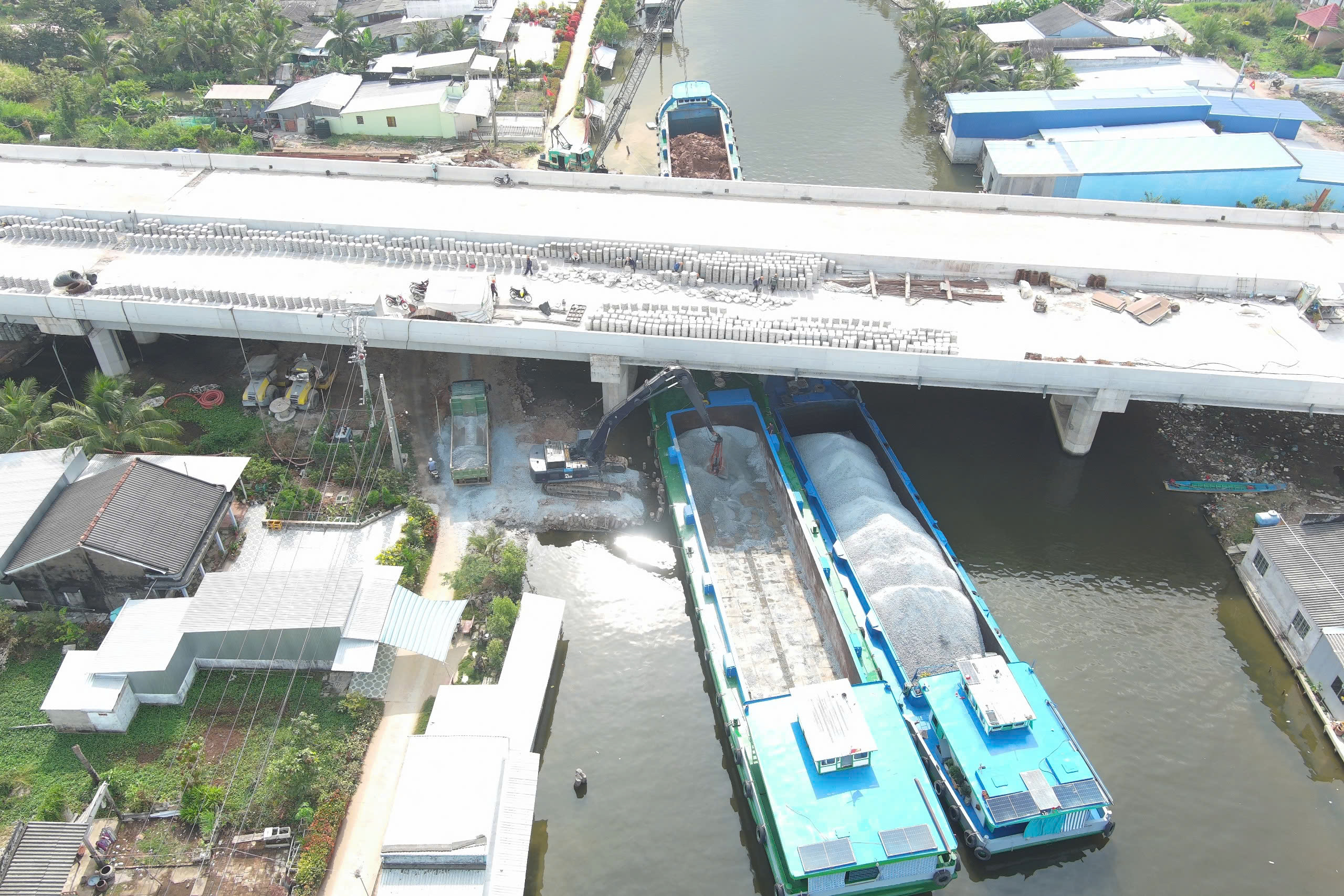 Cơ bản ho&agrave;n th&agrave;nh gia tải cao tốc Cần Thơ - C&agrave; Mau trong th&aacute;ng 3- Ảnh 2.