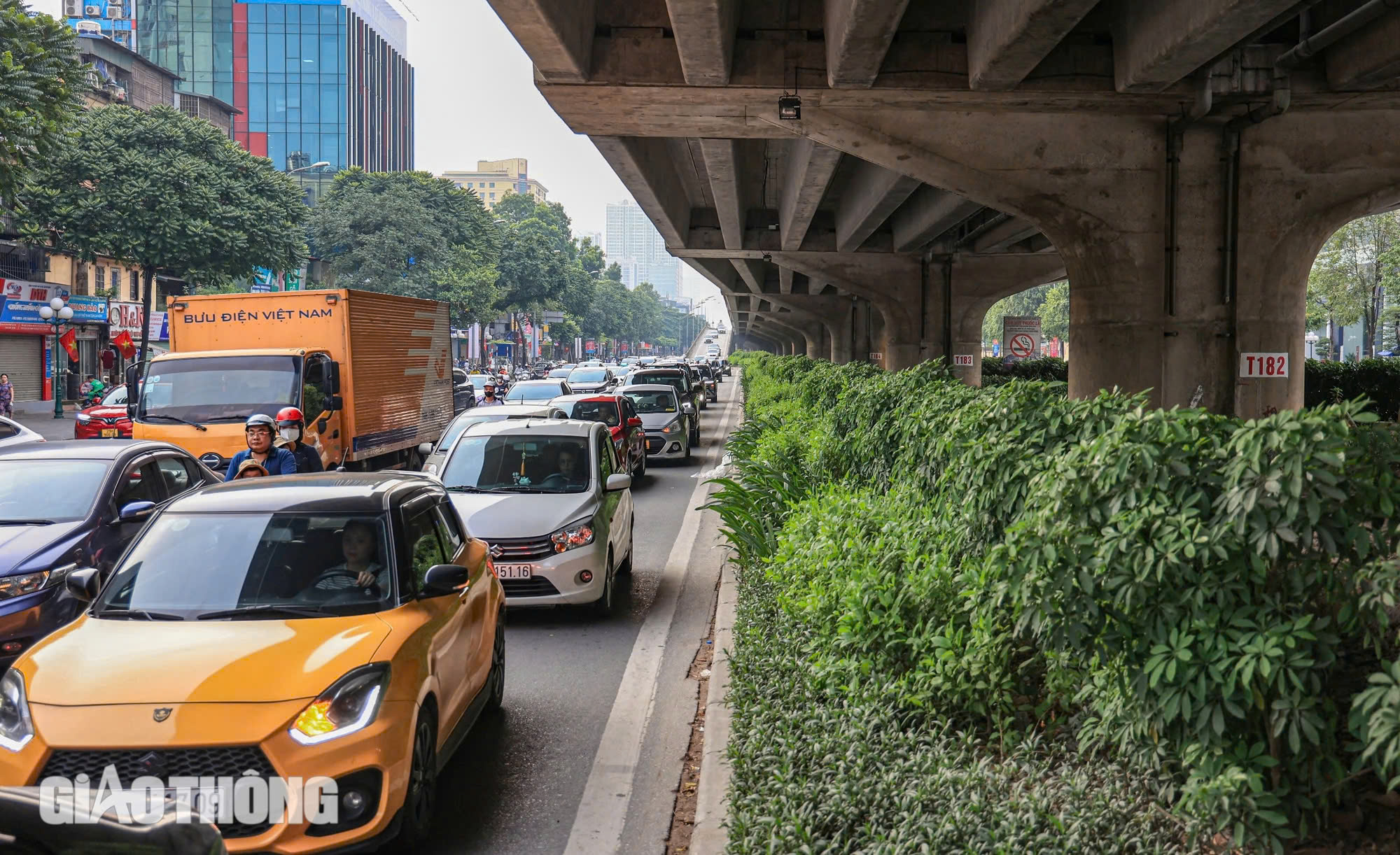H&agrave; Nội tổ chức lại giao th&ocirc;ng một loạt tuyến phố- Ảnh 1.