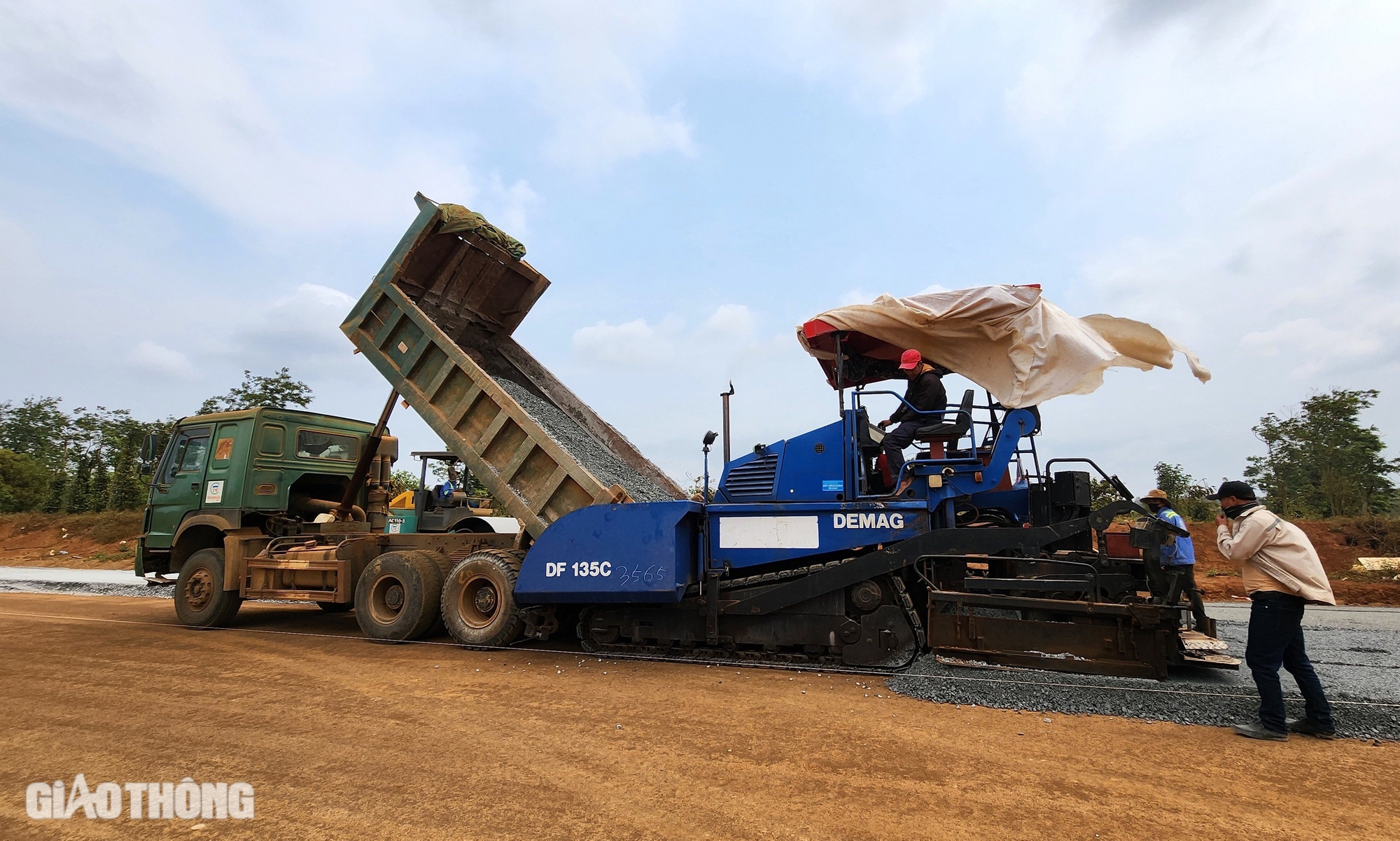 Cao tốc Kh&aacute;nh H&ograve;a - Bu&ocirc;n Ma Thuột: Tăng tốc thi c&ocirc;ng, nỗ lực c&aacute;n đ&iacute;ch đ&uacute;ng hẹn 30/8- Ảnh 12.