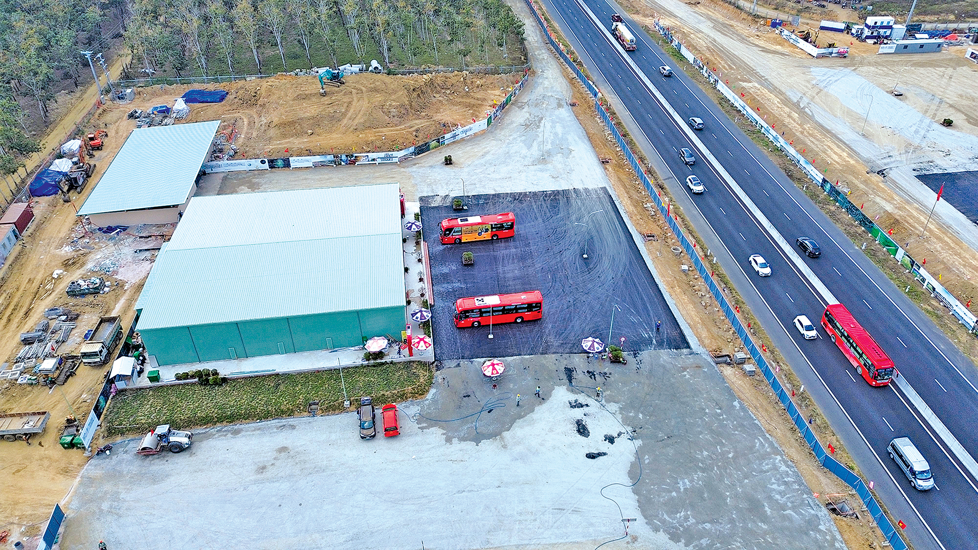 Chậm x&acirc;y trạm dừng nghỉ, kh&oacute; thu ph&iacute; cao tốc- Ảnh 1.