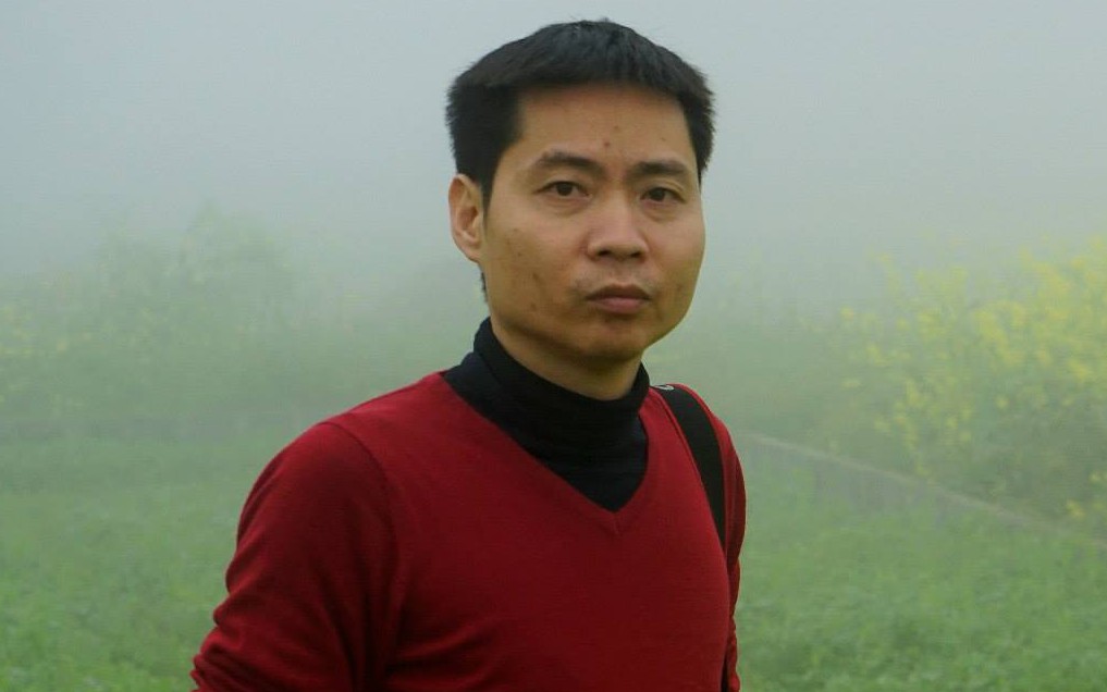 Thứ trưởng Bộ C&ocirc;ng thương n&oacute;i g&igrave; về việc &ldquo;tự &yacute; tặng tranh&rdquo; của hoạ sĩ sau triển l&atilde;m?