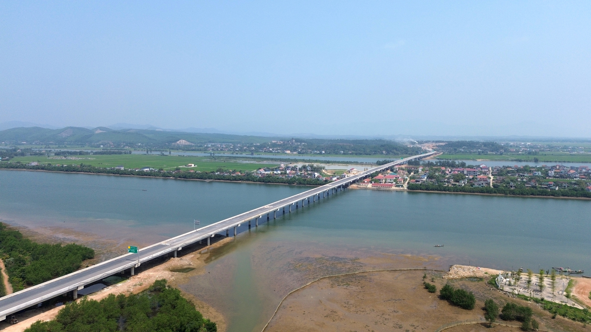 Ngắm cao tốc Bắc - Nam qua Quảng B&igrave;nh sau 2 năm thi c&ocirc;ng- Ảnh 10.