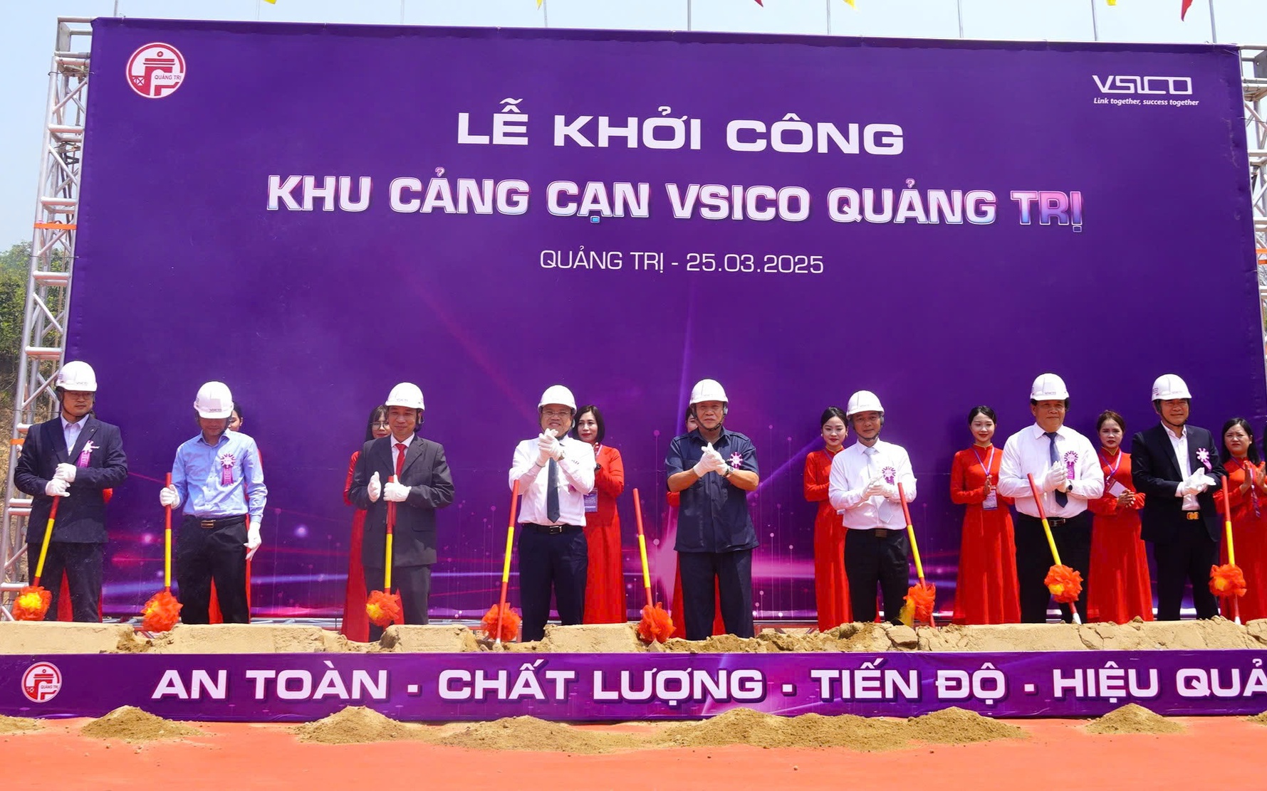 Quảng Trị: Đồng ý chủ trương đề xuất dự án đầu tư Trung tâm logistics thông minh Lao Bảo- Ảnh 4.