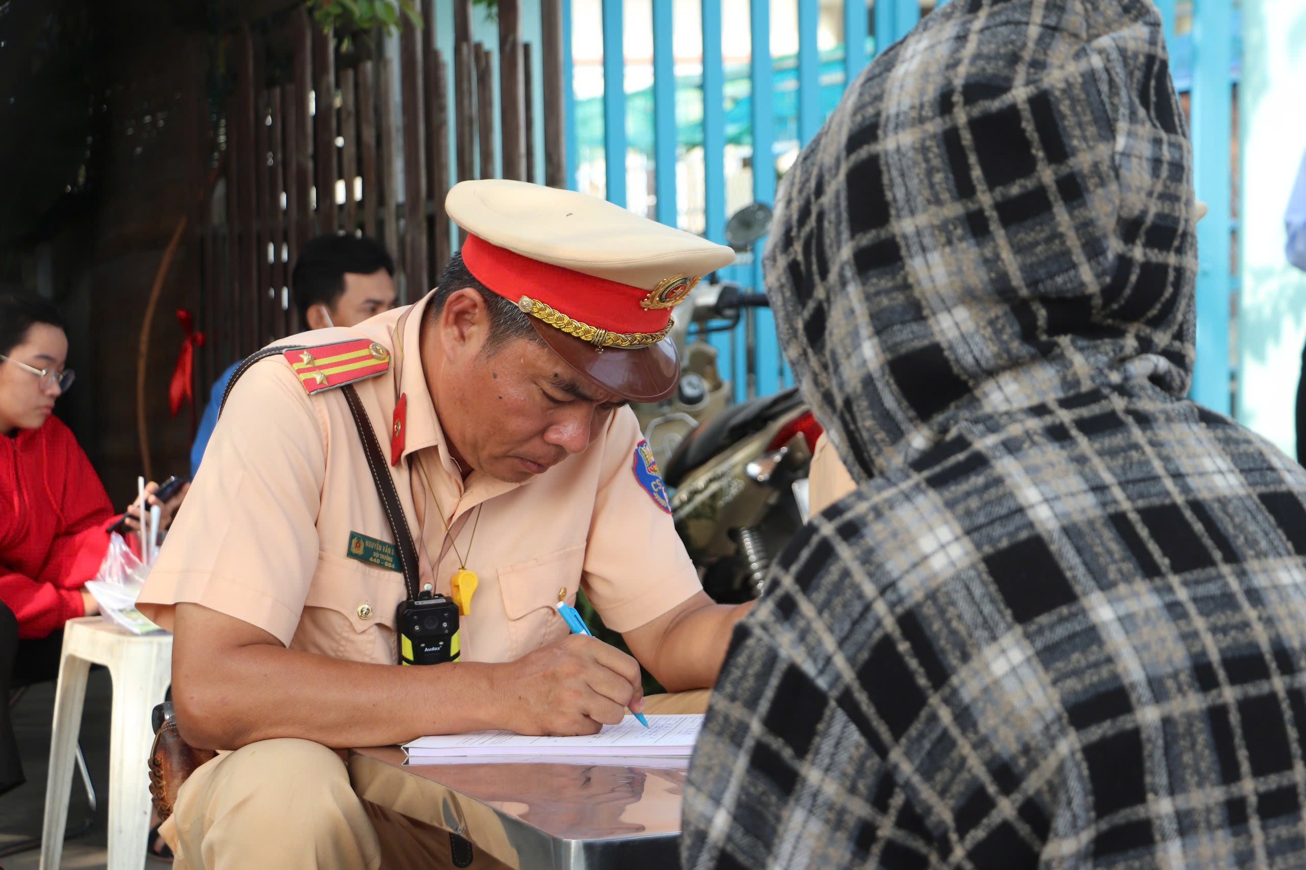 Đừng để mất tiền oan vì tiện đường- Ảnh 4. Đừng để mất tiền oan vì tiện đường- Ảnh 4.