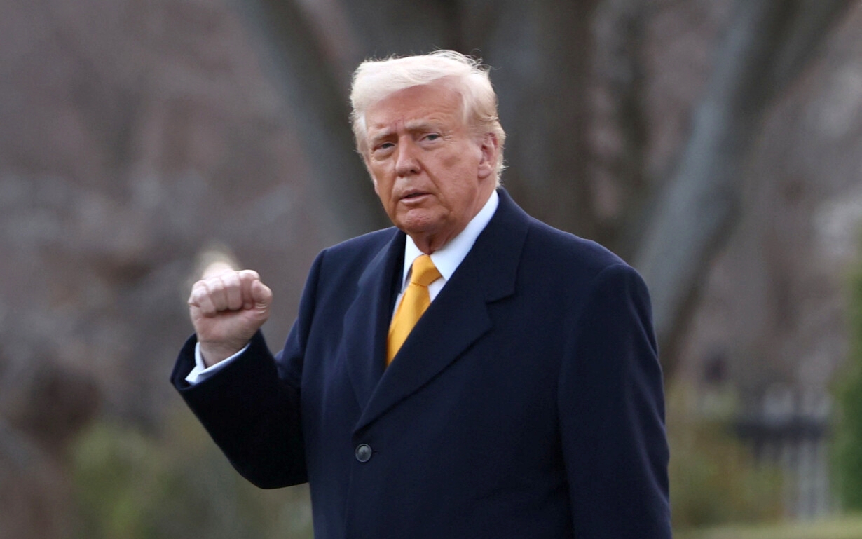 &Ocirc;ng Trump bảo vệ Cố vấn Waltz sau sự cố th&ecirc;m nhầm nh&agrave; b&aacute;o v&agrave;o nh&oacute;m chat mật