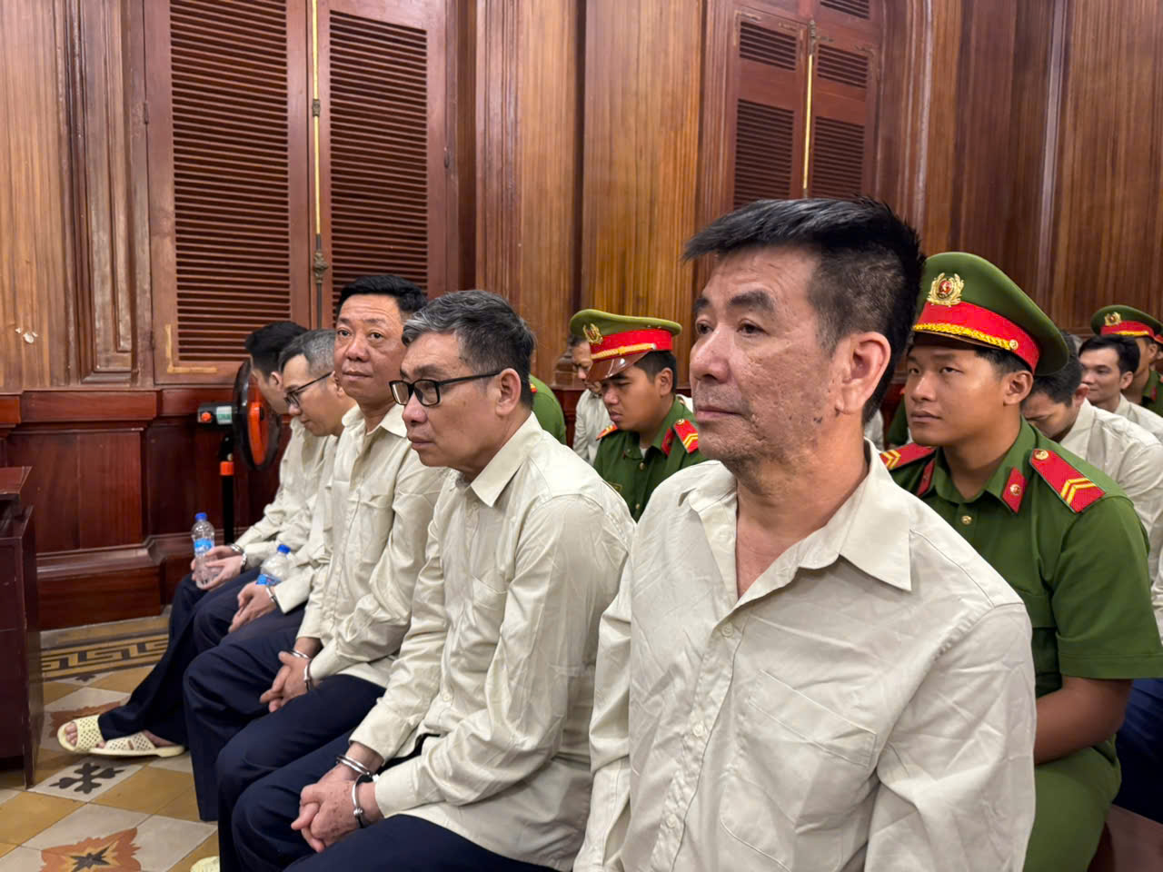 Cựu Chủ tịch C&ocirc;ng ty Trung Hậu 68 khai kh&ocirc;ng c&oacute; sẵn vốn m&agrave; phải vay để mở doanh nghiệp- Ảnh 2.
