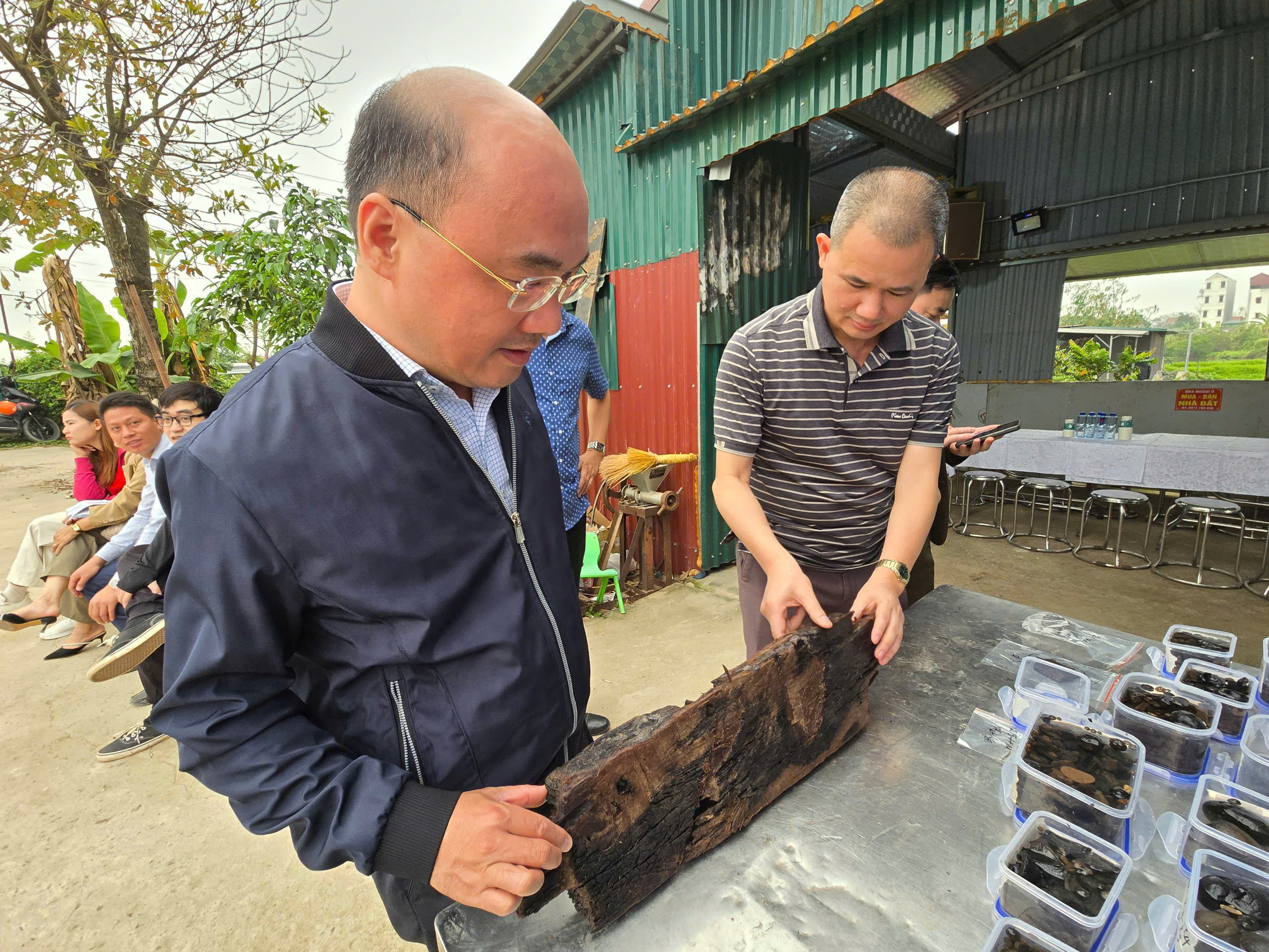 Đề xuất biện pháp bảo vệ 2 thuyền cổ vừa khai quật ở Bắc Ninh- Ảnh 12. Đề xuất biện pháp bảo vệ 2 thuyền cổ vừa khai quật ở Bắc Ninh- Ảnh 12.