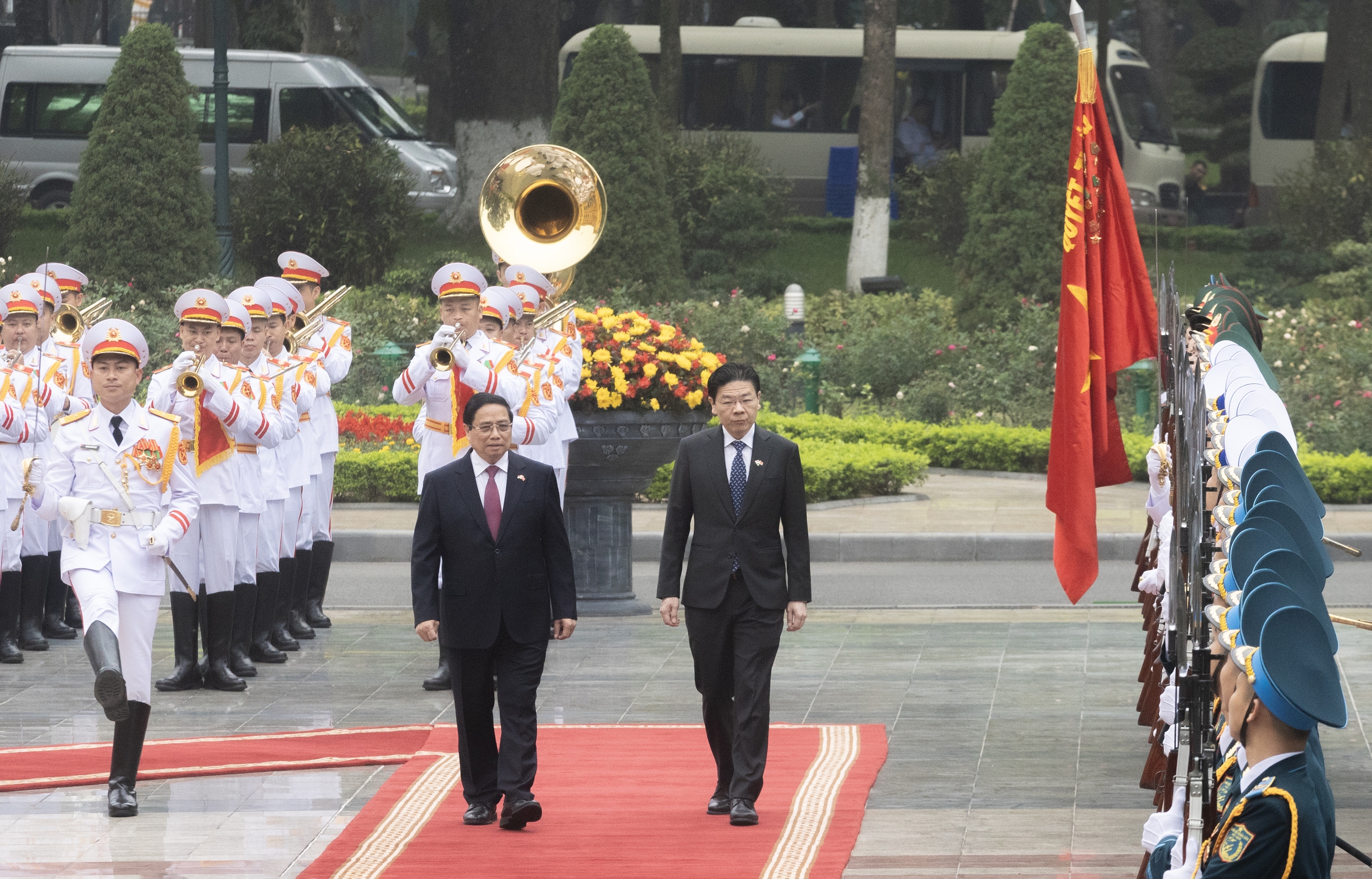 Thủ tướng Phạm Minh Ch&iacute;nh chủ tr&igrave; lễ đ&oacute;n ch&iacute;nh thức Thủ tướng Singapore Lawrence Wong- Ảnh 4.