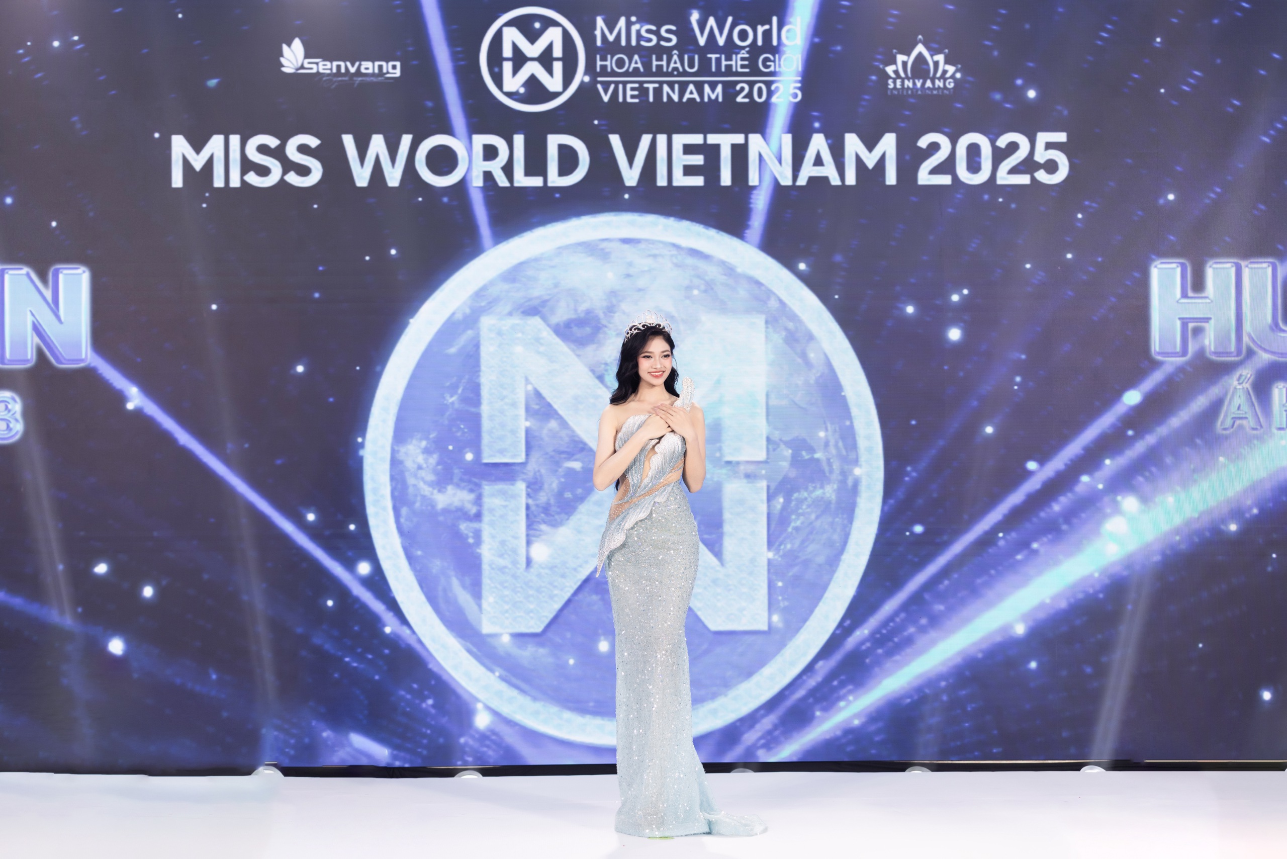 Sen Vàng công bố các dự án lớn 2025: Miss World Vietnam và Miss Grand Vietnam khởi động- Ảnh 3. Sen Vàng công bố các dự án lớn 2025: Miss World Vietnam và Miss Grand Vietnam khởi động- Ảnh 3.