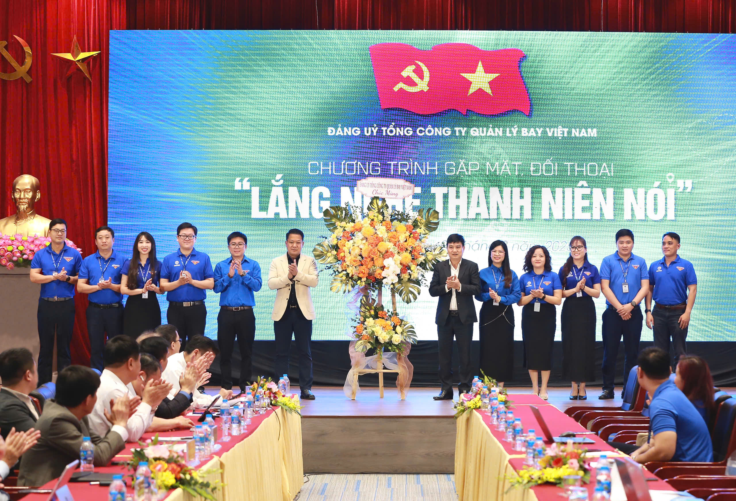 Trao cơ hội cho người trẻ trong c&ocirc;ng t&aacute;c quản l&yacute; bay- Ảnh 4.