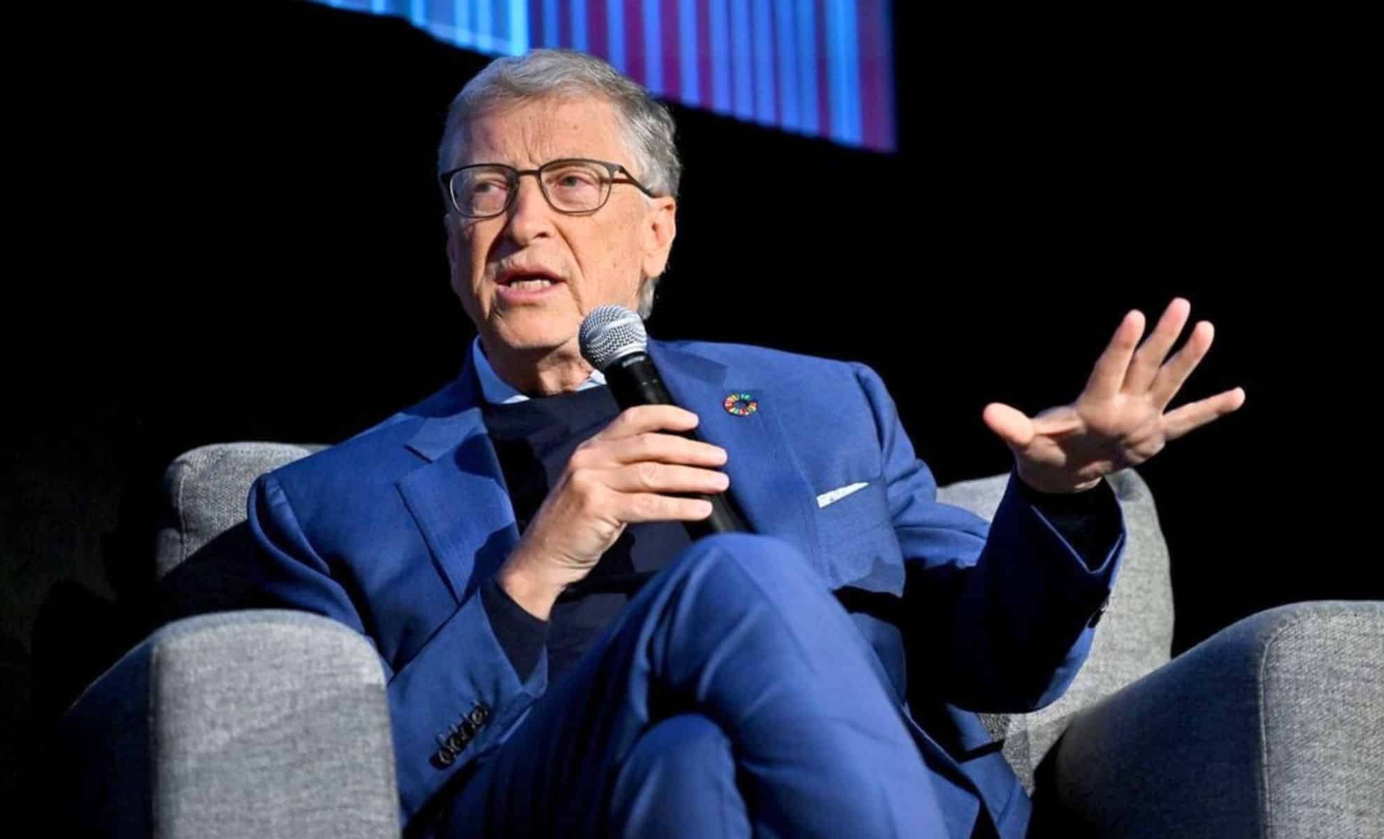 Tỷ ph&uacute; Bill Gates: 10 năm tới, AI khiến con người kh&ocirc;ng c&ograve;n cần thiết "ở hầu hết mọi thứ"- Ảnh 1.