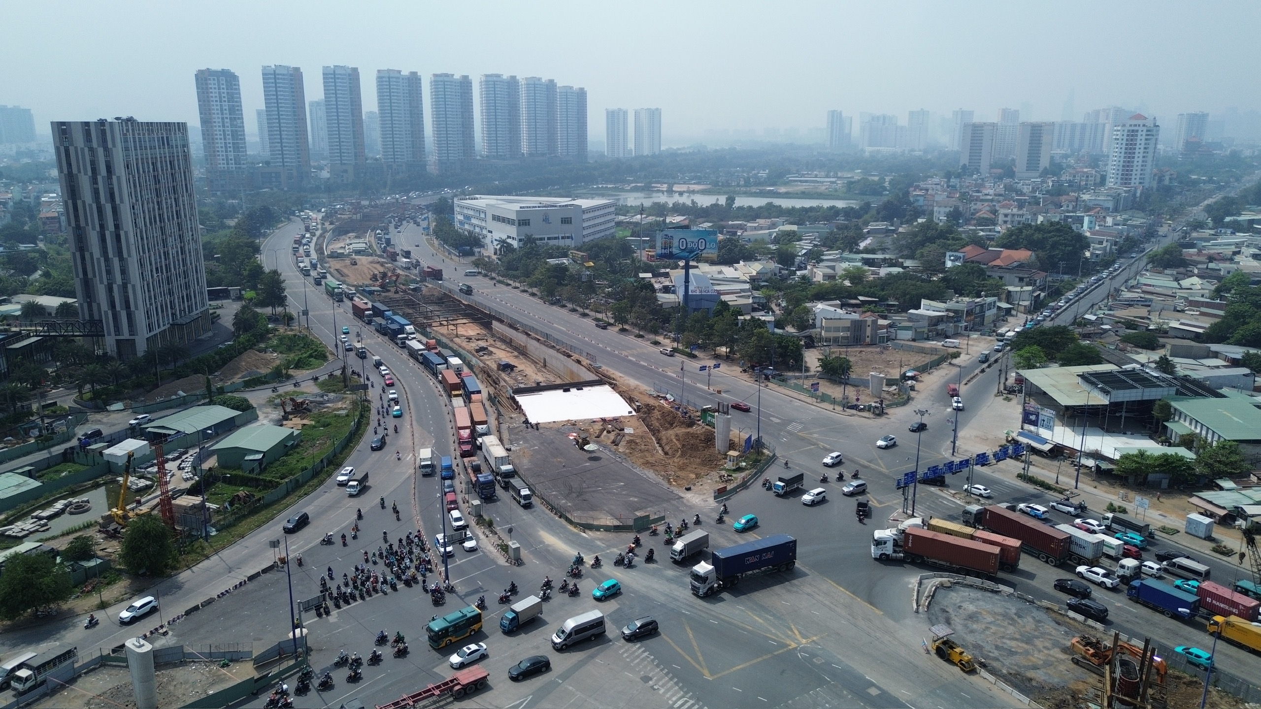 R&uacute;t ngắn 6 th&aacute;ng thi c&ocirc;ng, n&uacute;t giao An Ph&uacute; &ldquo;chạy nước r&uacute;t&rdquo; về đ&iacute;ch trước Tết 2026- Ảnh 2.