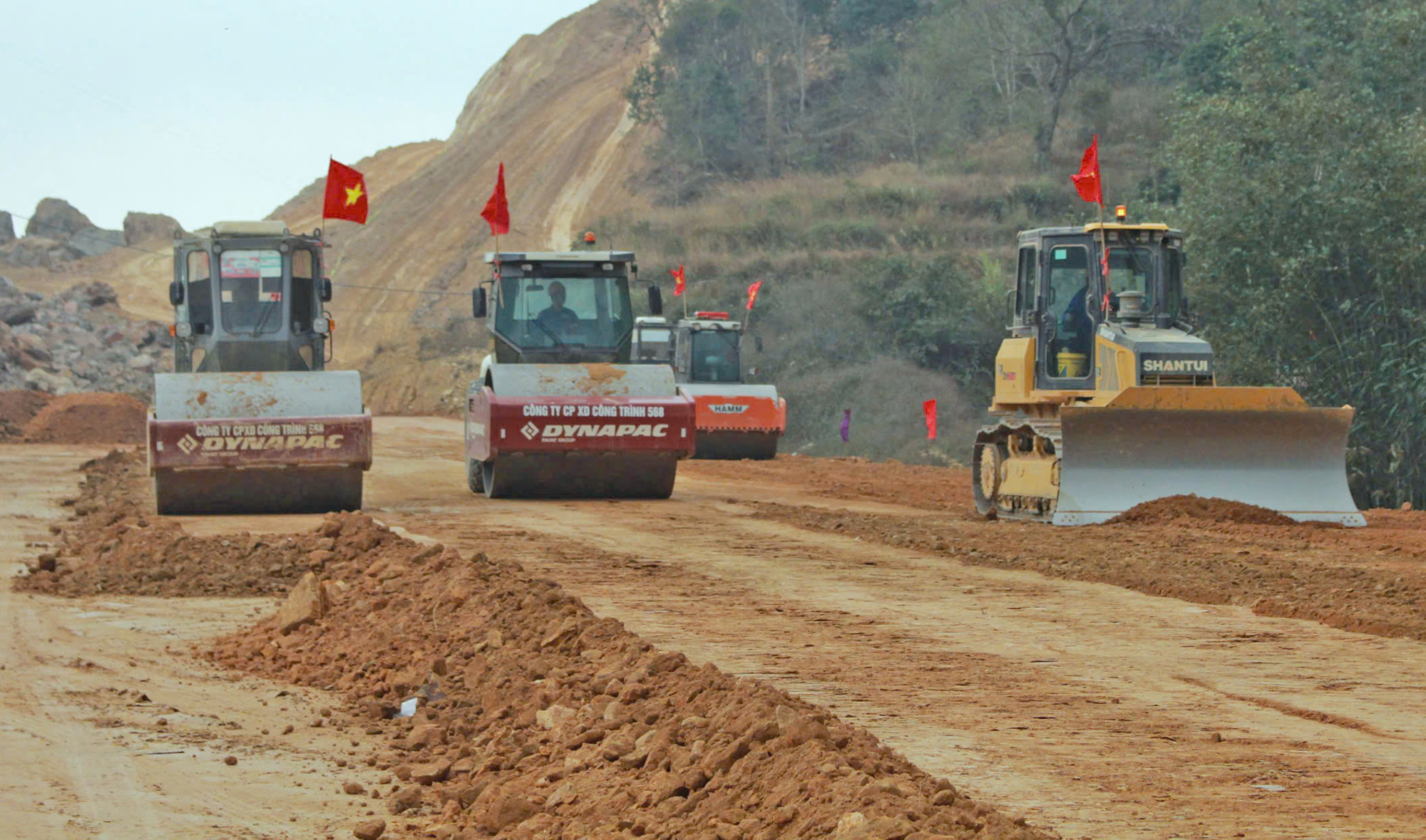 Đua tiến độ c&aacute;c dự &aacute;n PPP giao th&ocirc;ng- Ảnh 1.