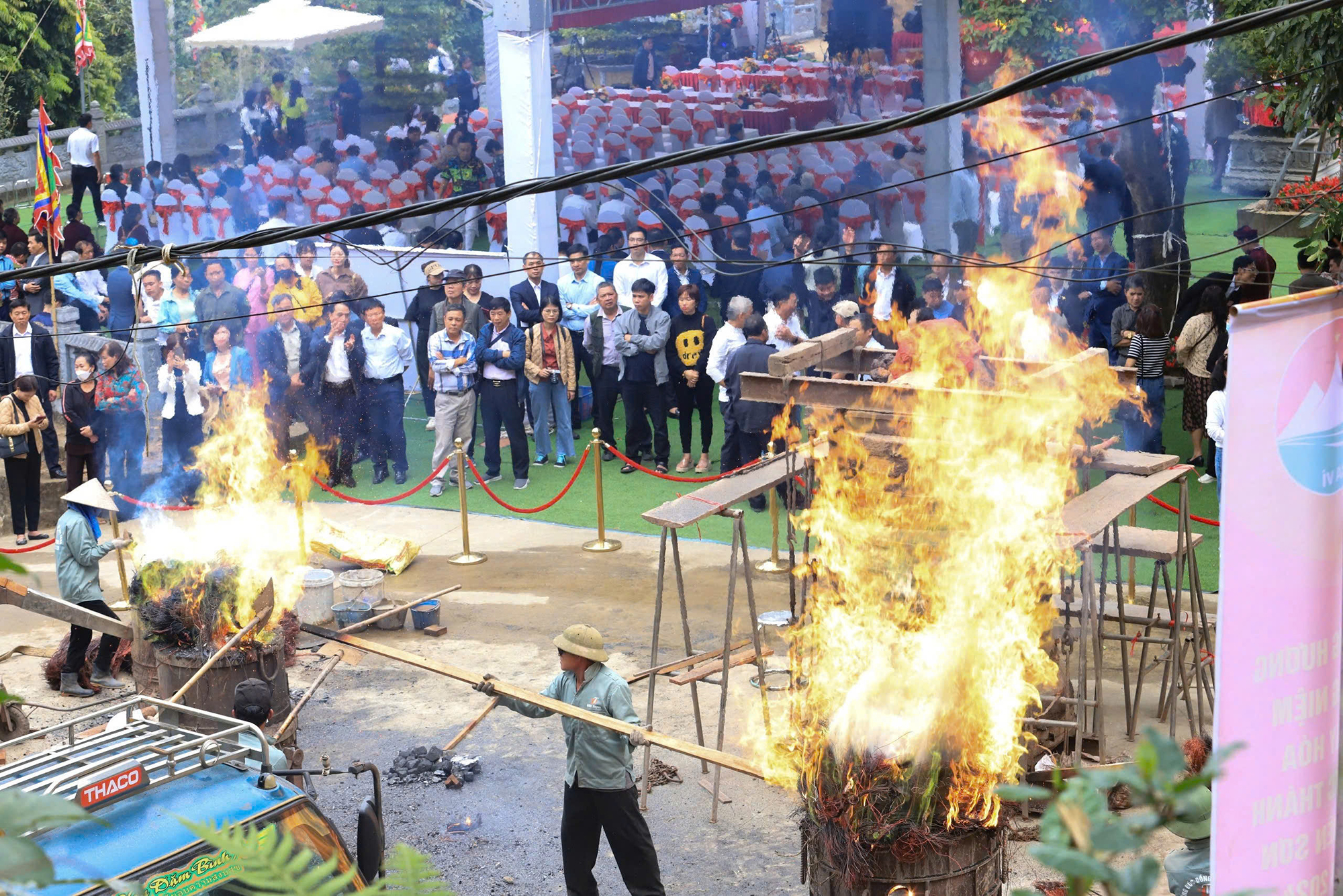 Kiếm h&agrave;ng chục tỷ nhờ &ldquo;thổi hồn&rdquo; cho chu&ocirc;ng- Ảnh 1.