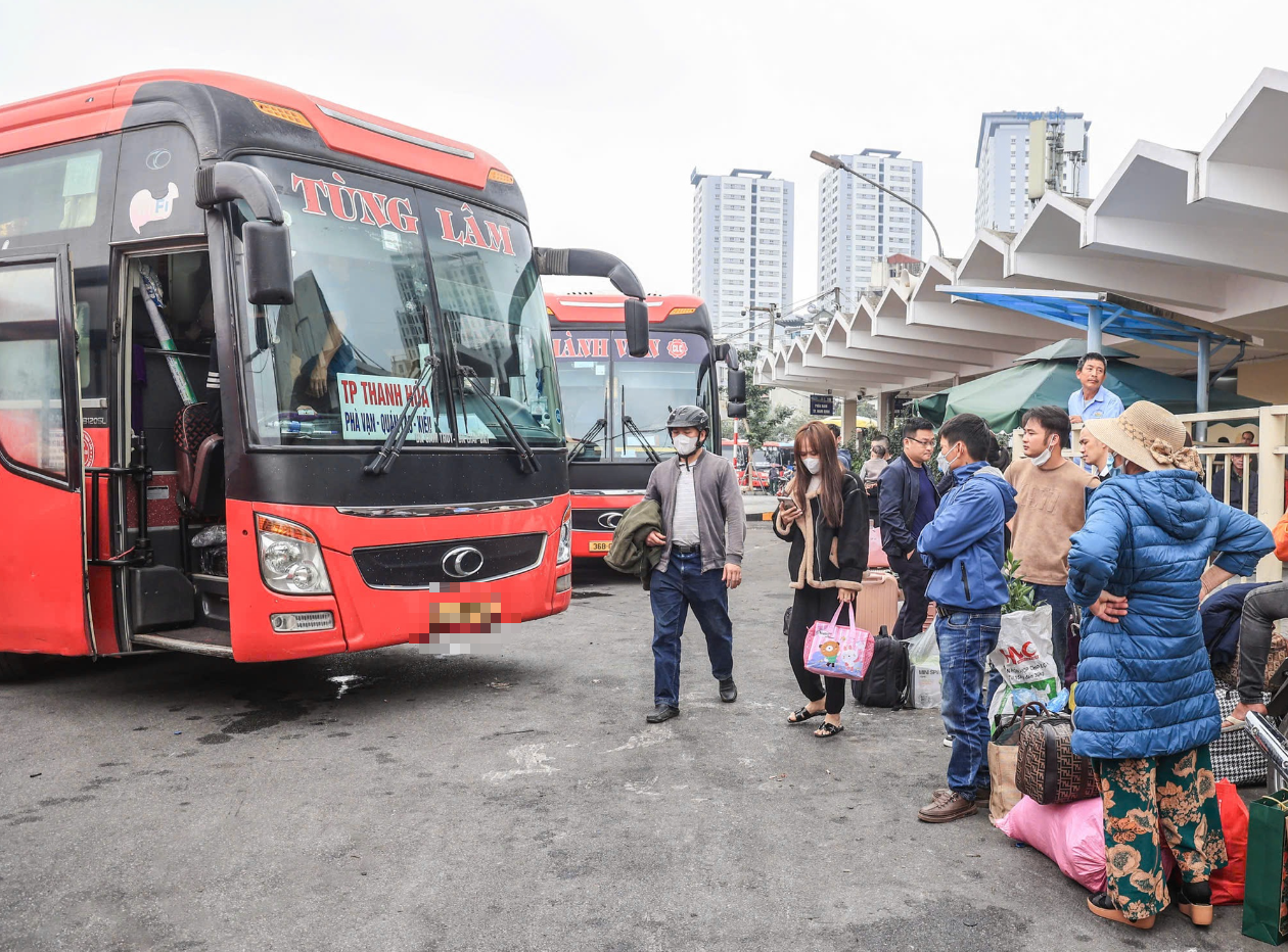 Bộ X&acirc;y dựng y&ecirc;u cầu thực hiện nghi&ecirc;m quy định kinh doanh vận tải đường bộ- Ảnh 1.