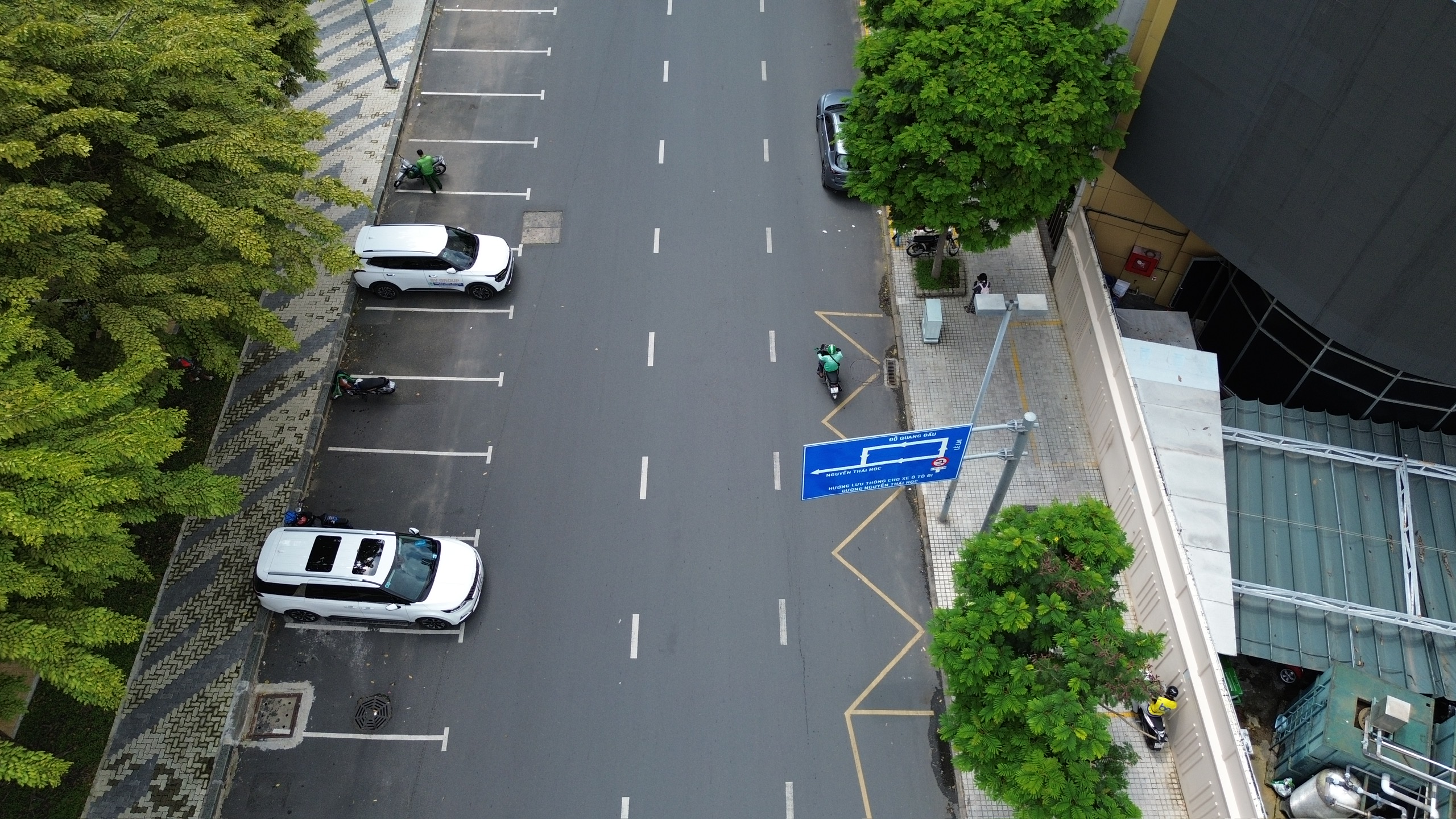 V&igrave; sao TP.HCM lỗ gần 2,3 tỷ sau 4 năm thu ph&iacute; &ocirc; t&ocirc; đậu l&ograve;ng đường?- Ảnh 1.