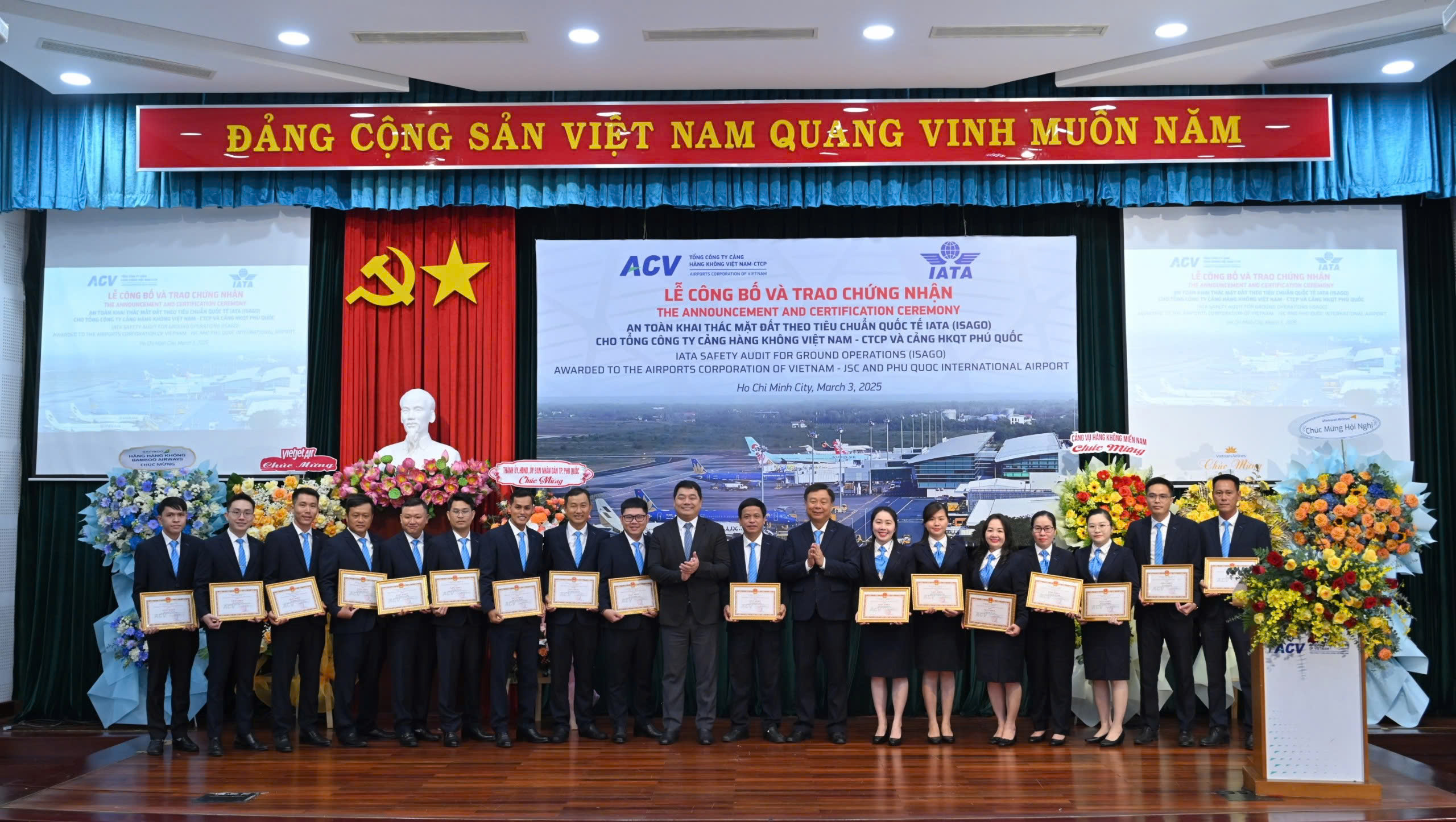 ACV được trao chứng nhận an to&agrave;n khai th&aacute;c mặt đất theo chuẩn quốc tế- Ảnh 2.