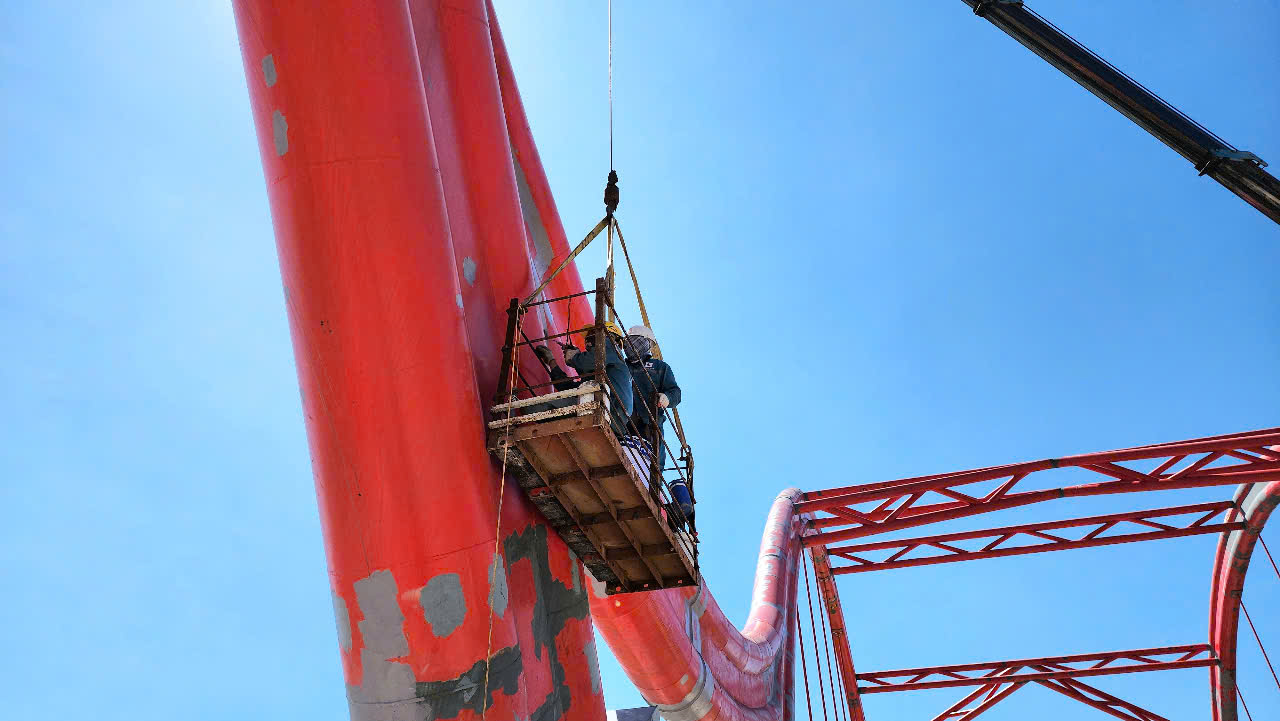 Th&ocirc;ng mặt bằng, nh&agrave; thầu tăng tốc thi c&ocirc;ng cầu 850 tỷ ở Quảng Ng&atilde;i- Ảnh 8.