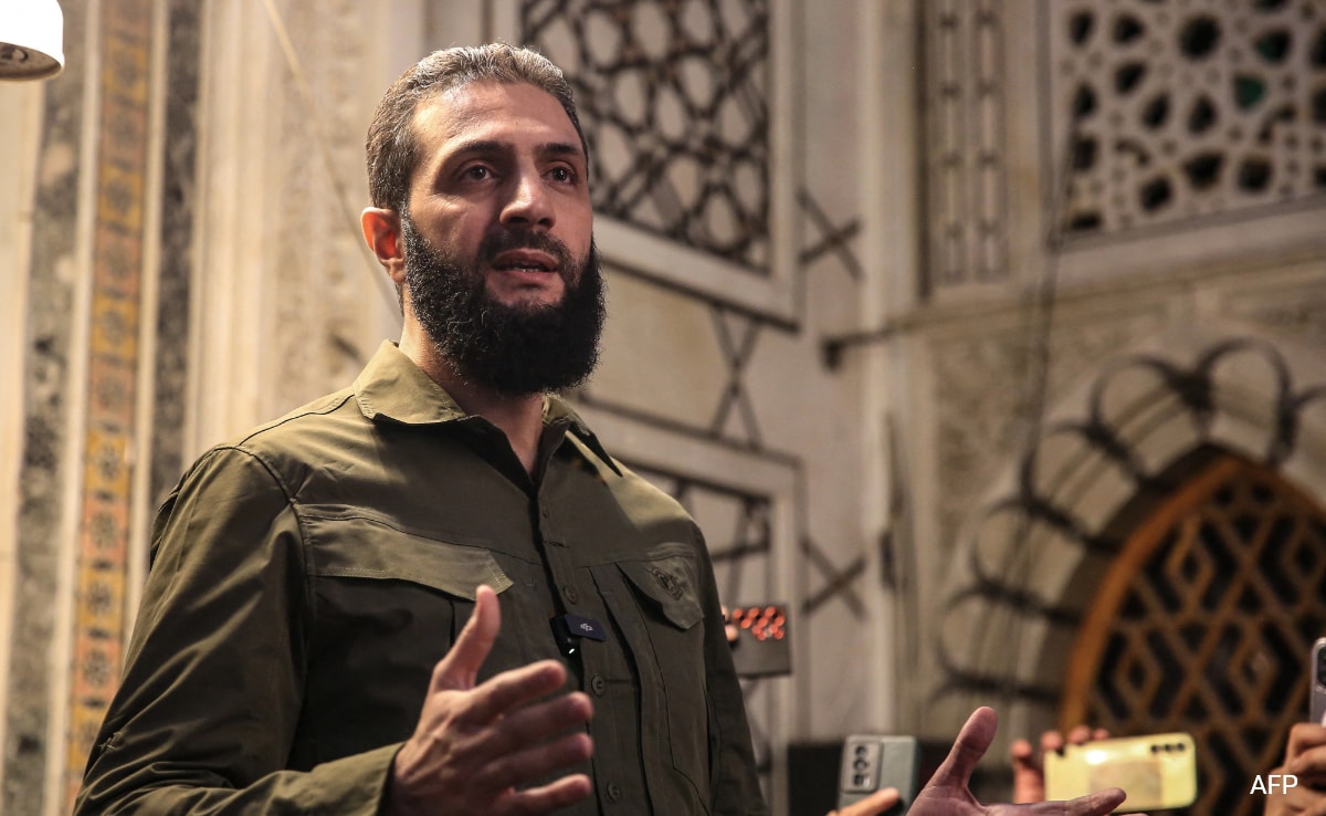 Syria công bố bộ máy chính phủ chuyển tiếp, có nhiều điểm bất ngờ- Ảnh 1. Syria công bố bộ máy chính phủ chuyển tiếp, có nhiều điểm bất ngờ- Ảnh 1.