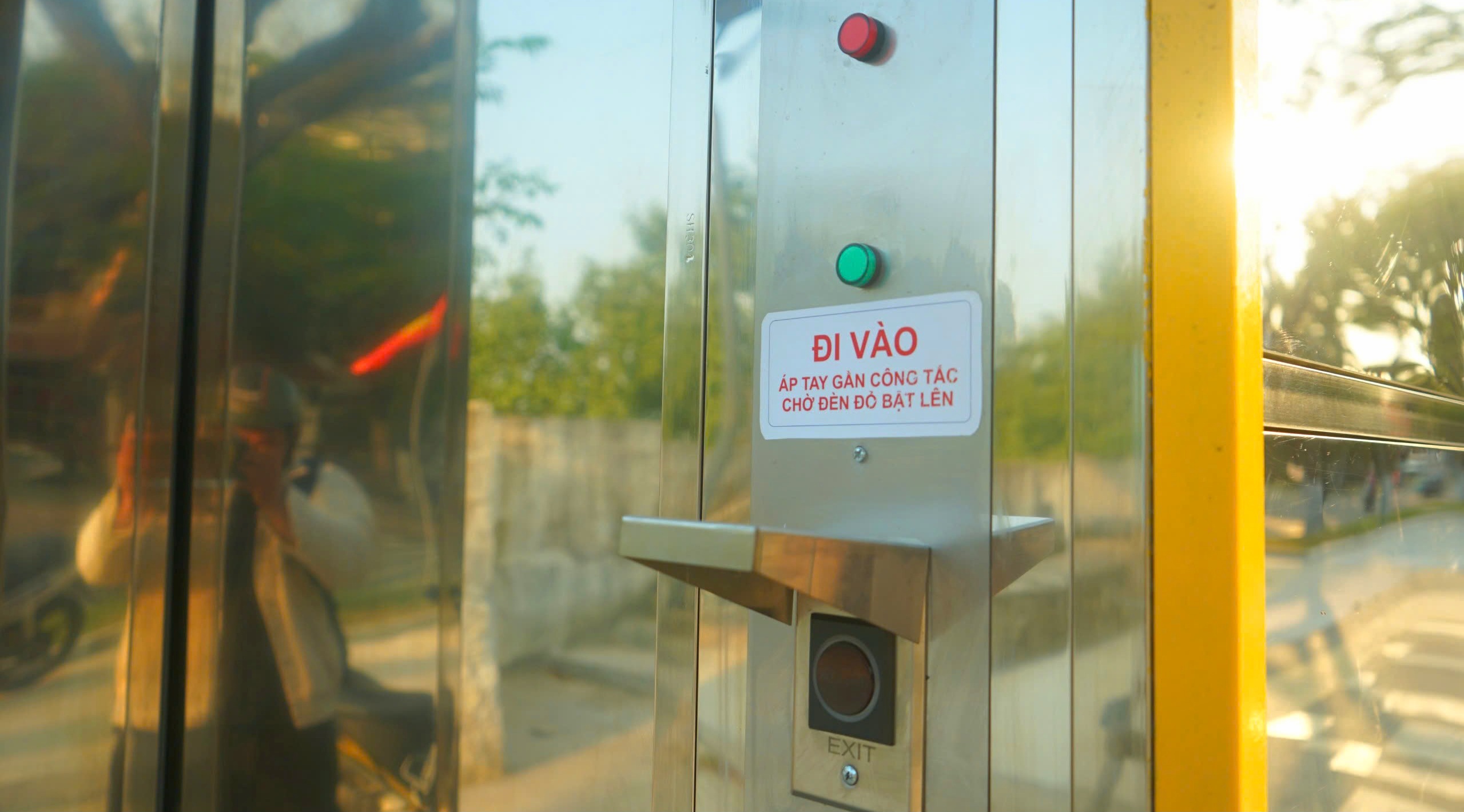 Ngắm vỉa hè đường ven sông ở Đà Nẵng có lối đi riêng cho xe đạp- Ảnh 10. Ngắm vỉa hè đường ven sông ở Đà Nẵng có lối đi riêng cho xe đạp- Ảnh 10.