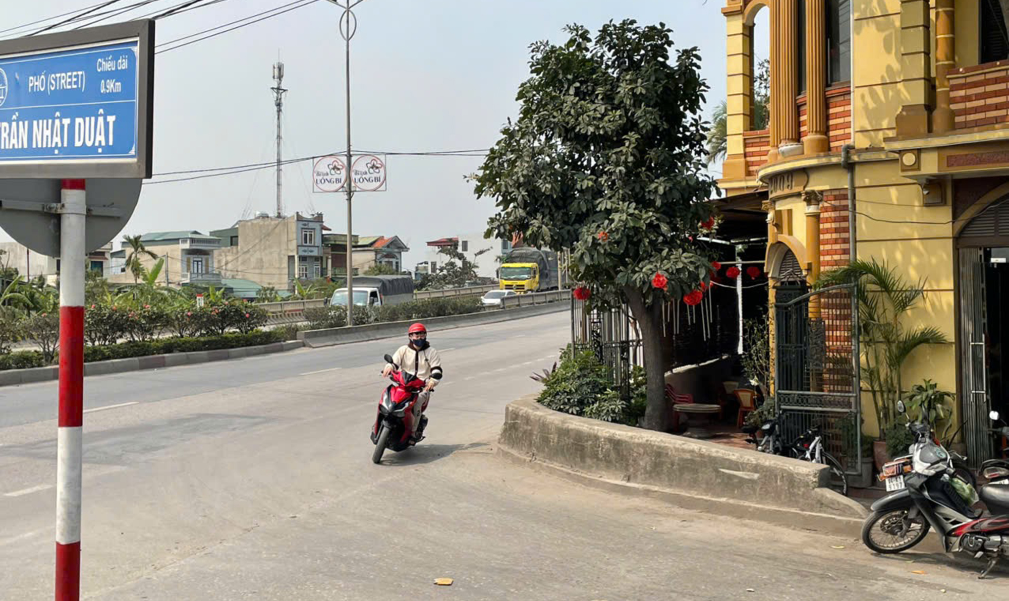 Quảng Ninh: Tuy&ecirc;n truyền, xử nghi&ecirc;m việc cản trở đặt biển cấm- Ảnh 1.