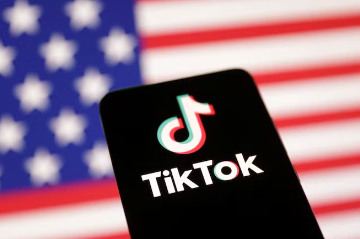 Tổng thống Donald Trump tuy&ecirc;n bố chắc như "đinh đ&oacute;ng cột" về số phận TikTok- Ảnh 1.