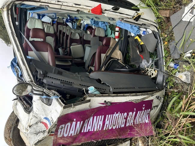 Danh tính 6 nạn nhân vụ lật xe khách trên đèo Khánh Lê- Ảnh 1. Danh tính 6 nạn nhân vụ lật xe khách trên đèo Khánh Lê- Ảnh 1.