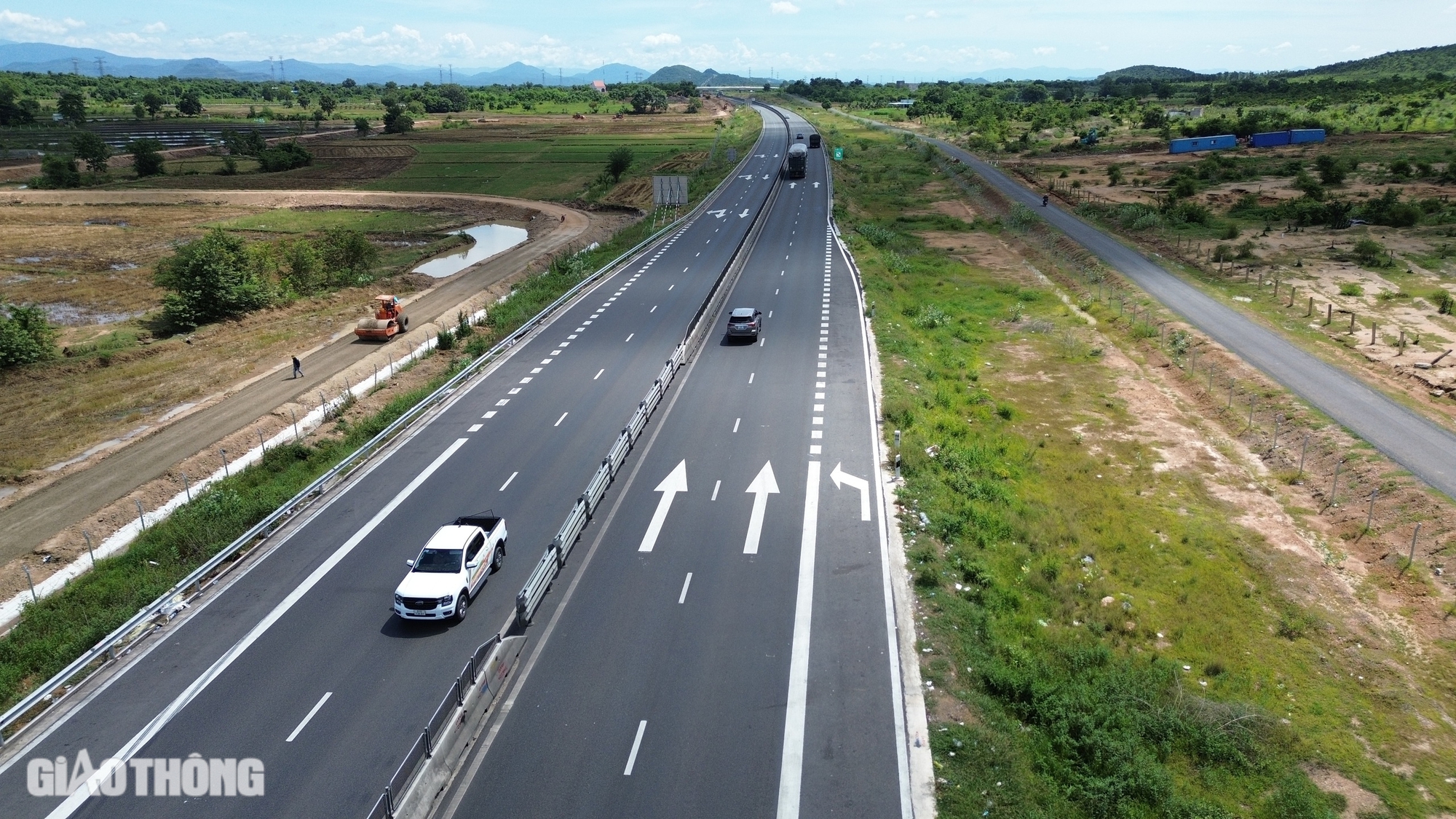 B&igrave;nh Thuận: Lắp đặt h&agrave;ng loạt camera gi&aacute;m s&aacute;t tại c&aacute;c điểm đen tai nạn giao th&ocirc;ng- Ảnh 1.