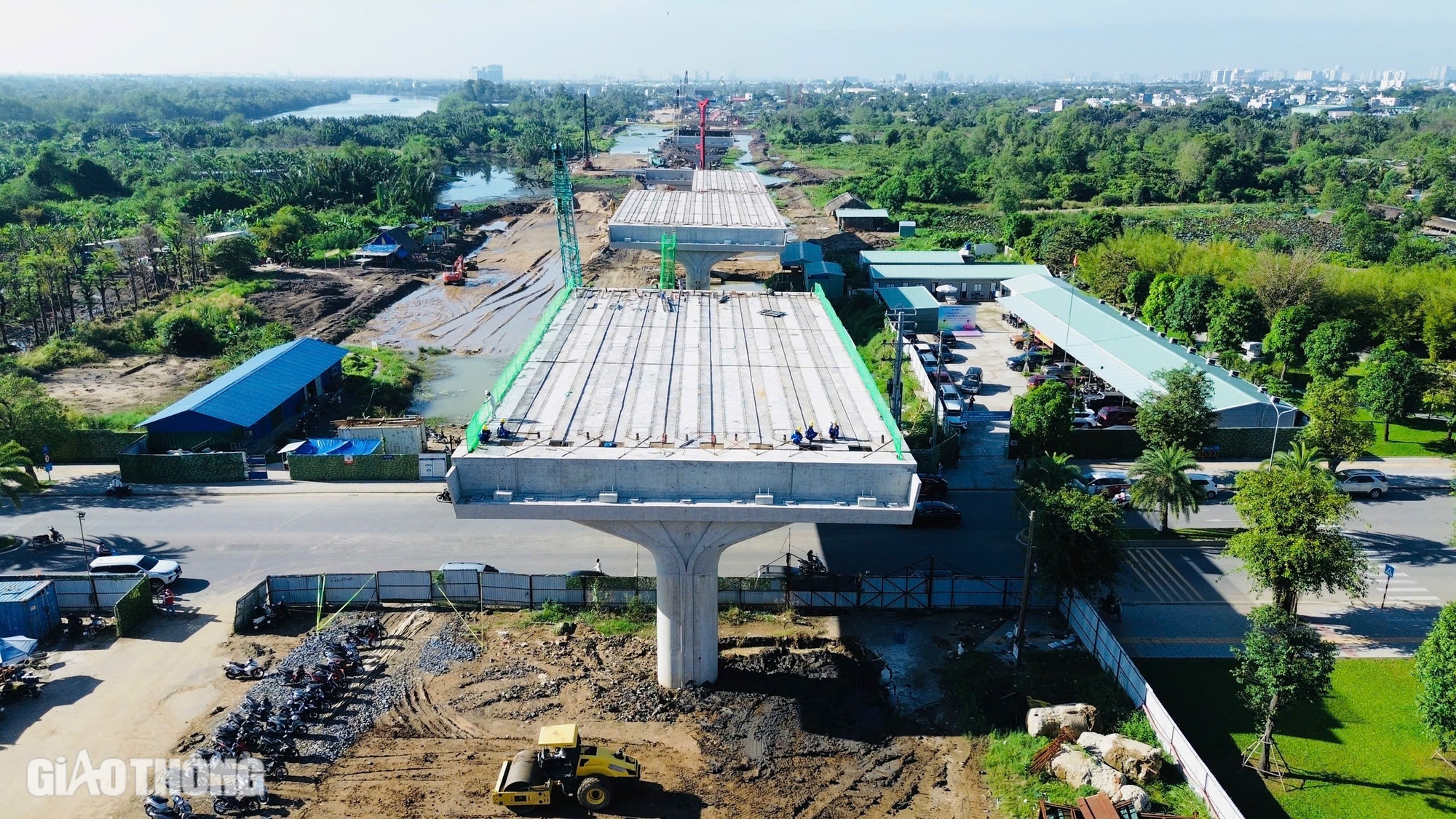 Loạt dự &aacute;n trọng điểm tại TP.HCM v&agrave;o giai đoạn tăng tốc - Ảnh 2.