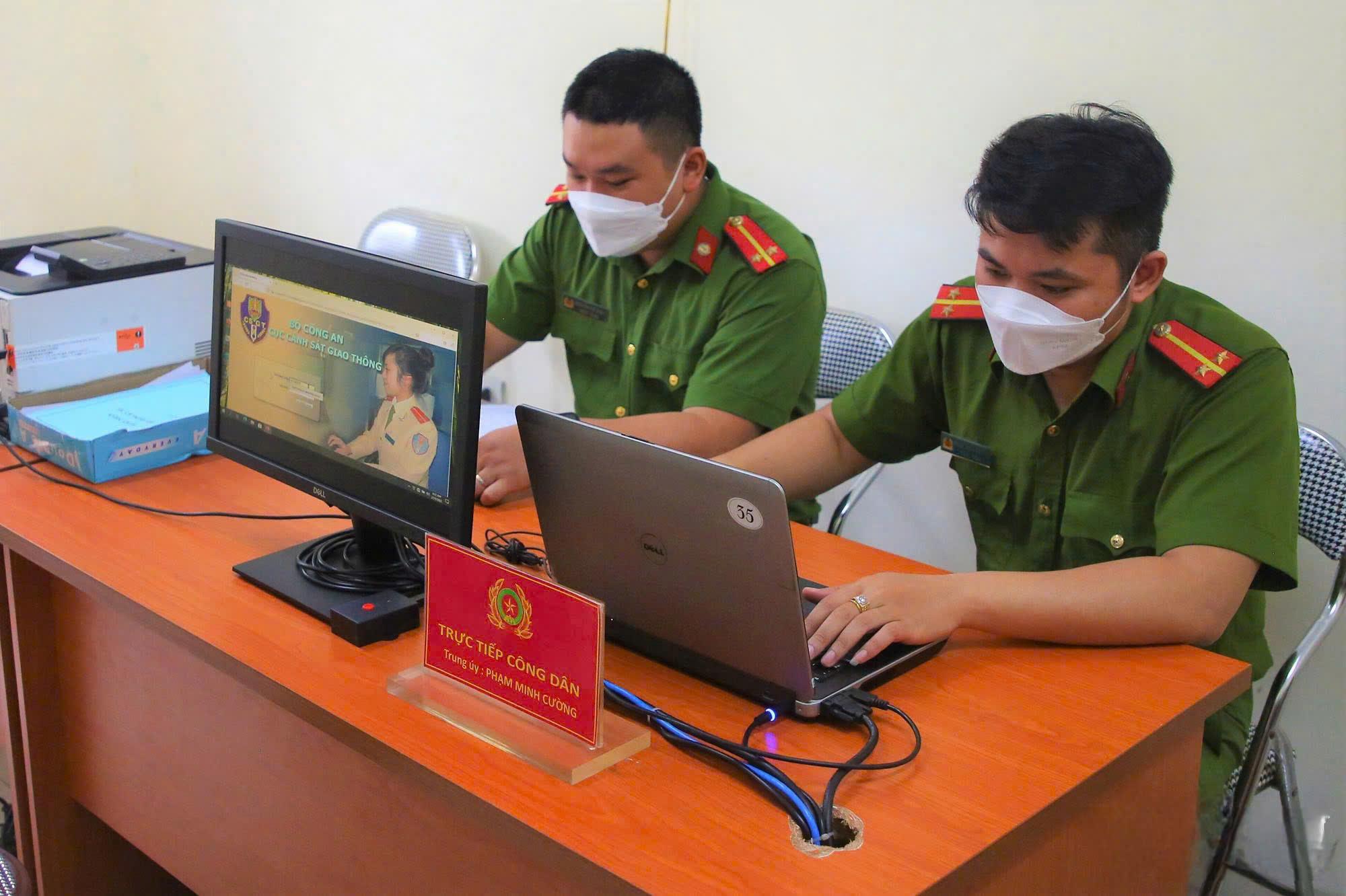 Hà Nội công bố địa điểm đăng ký cấp biển số xe tại công an xã, phường- Ảnh 2. Hà Nội công bố địa điểm đăng ký cấp biển số xe tại công an xã, phường- Ảnh 2.