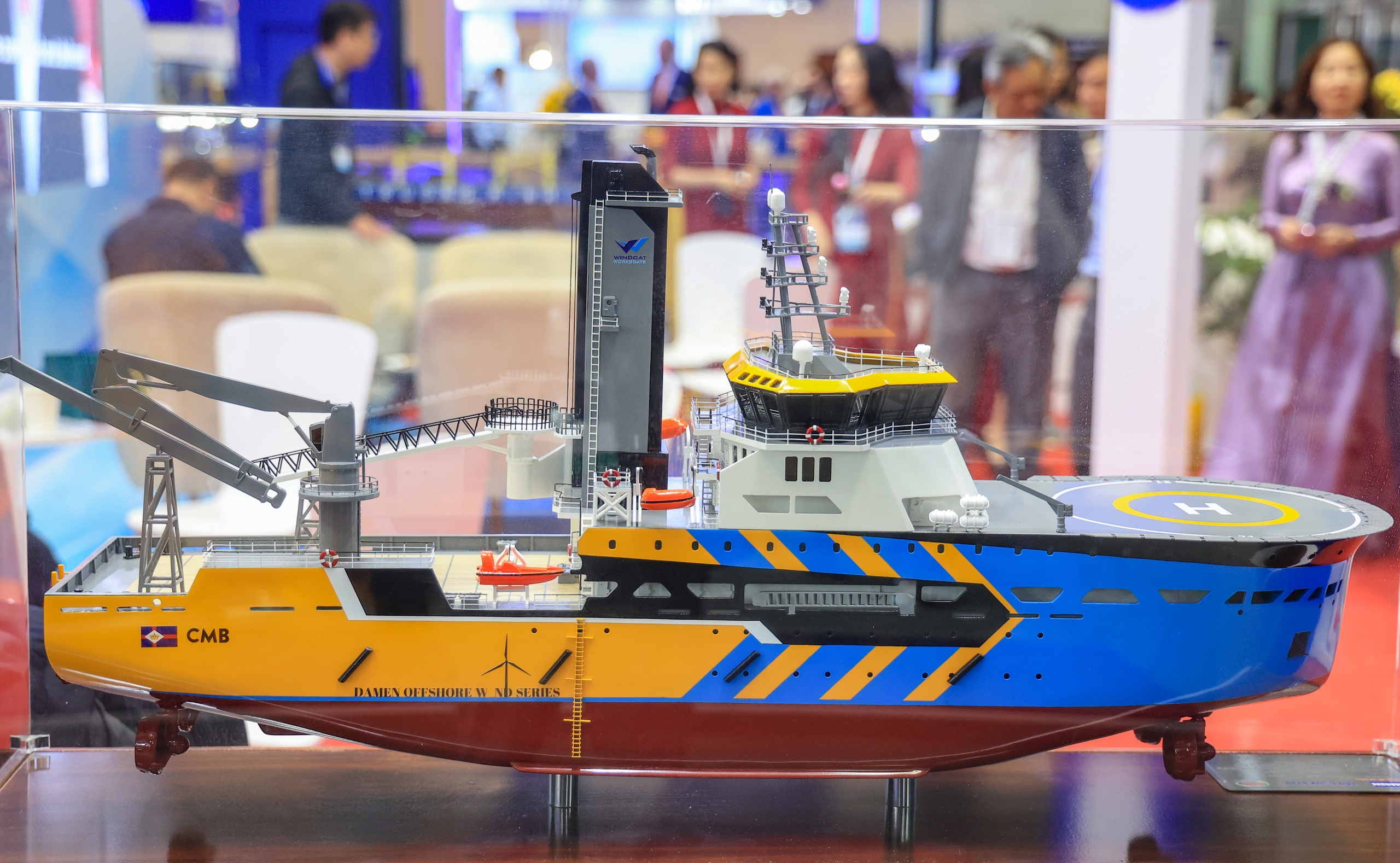 To&agrave;n cảnh triển l&atilde;m quốc tế về c&ocirc;ng nghệ đ&oacute;ng t&agrave;u v&agrave; c&ocirc;ng tr&igrave;nh ngo&agrave;i khơi- Ảnh 6.