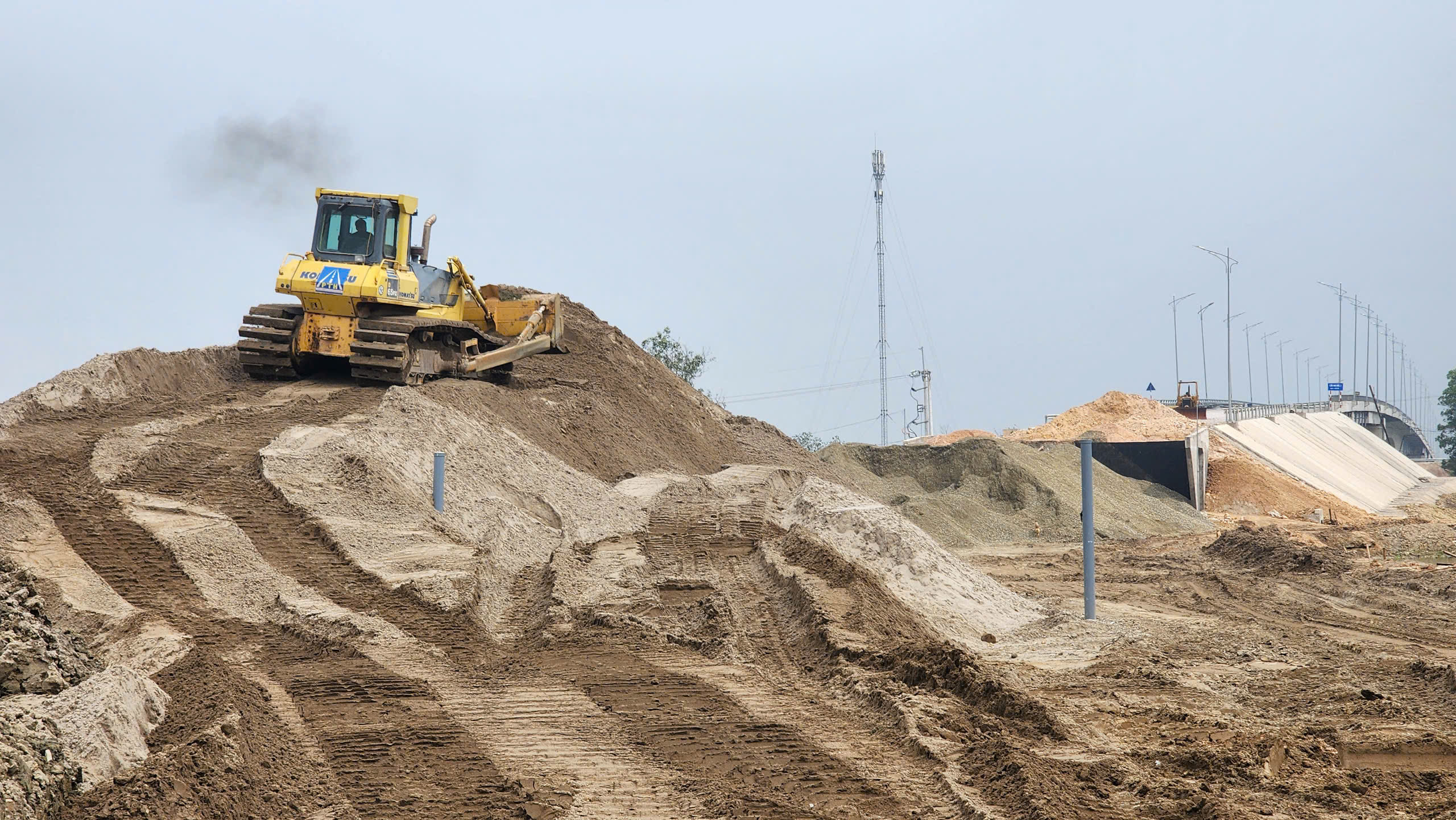 Cầu trăm tỷ nối Bắc Giang - Bắc Ninh sắp về đ&iacute;ch- Ảnh 8.