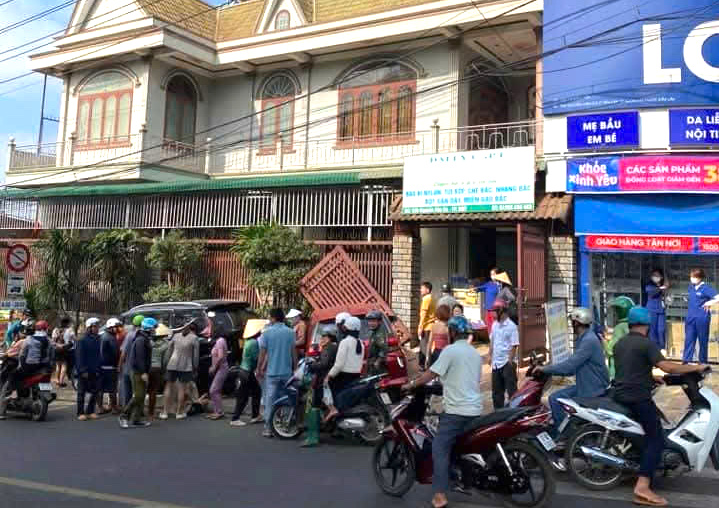 M&acirc;u thuẫn chuyện t&igrave;nh cảm, c&ocirc; g&aacute;i bị người y&ecirc;u đ&acirc;m tử vong- Ảnh 1.